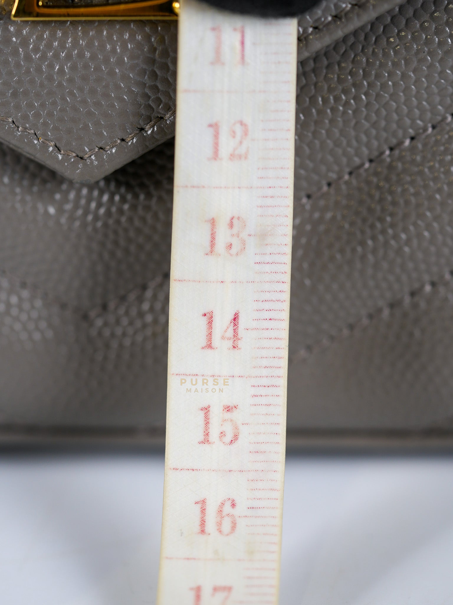 Matelasse Gray Medium Grained de Poudre Wallet on Chain | Purse Maison Luxury Bags Shop