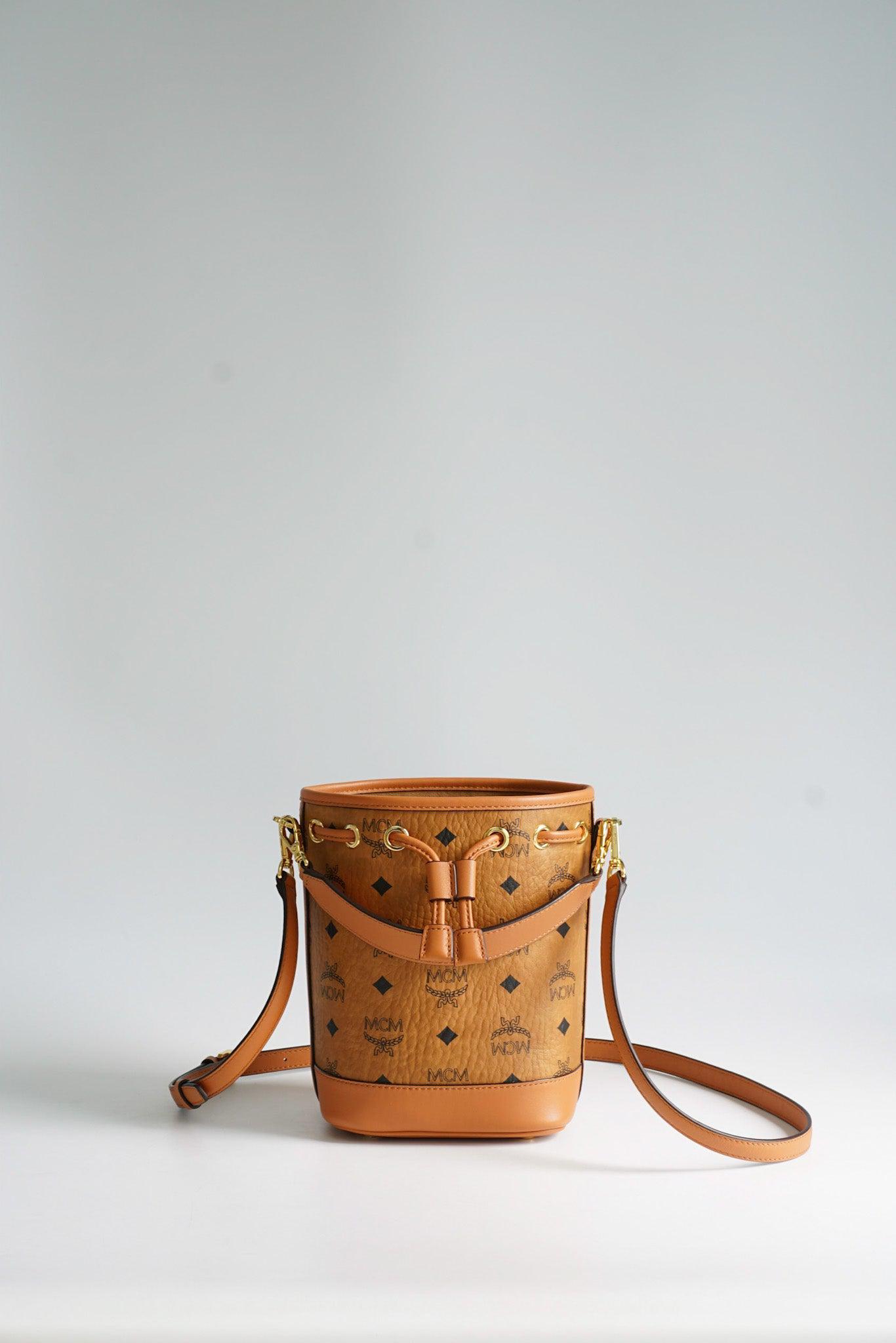 Mcm mini outlet bucket bag