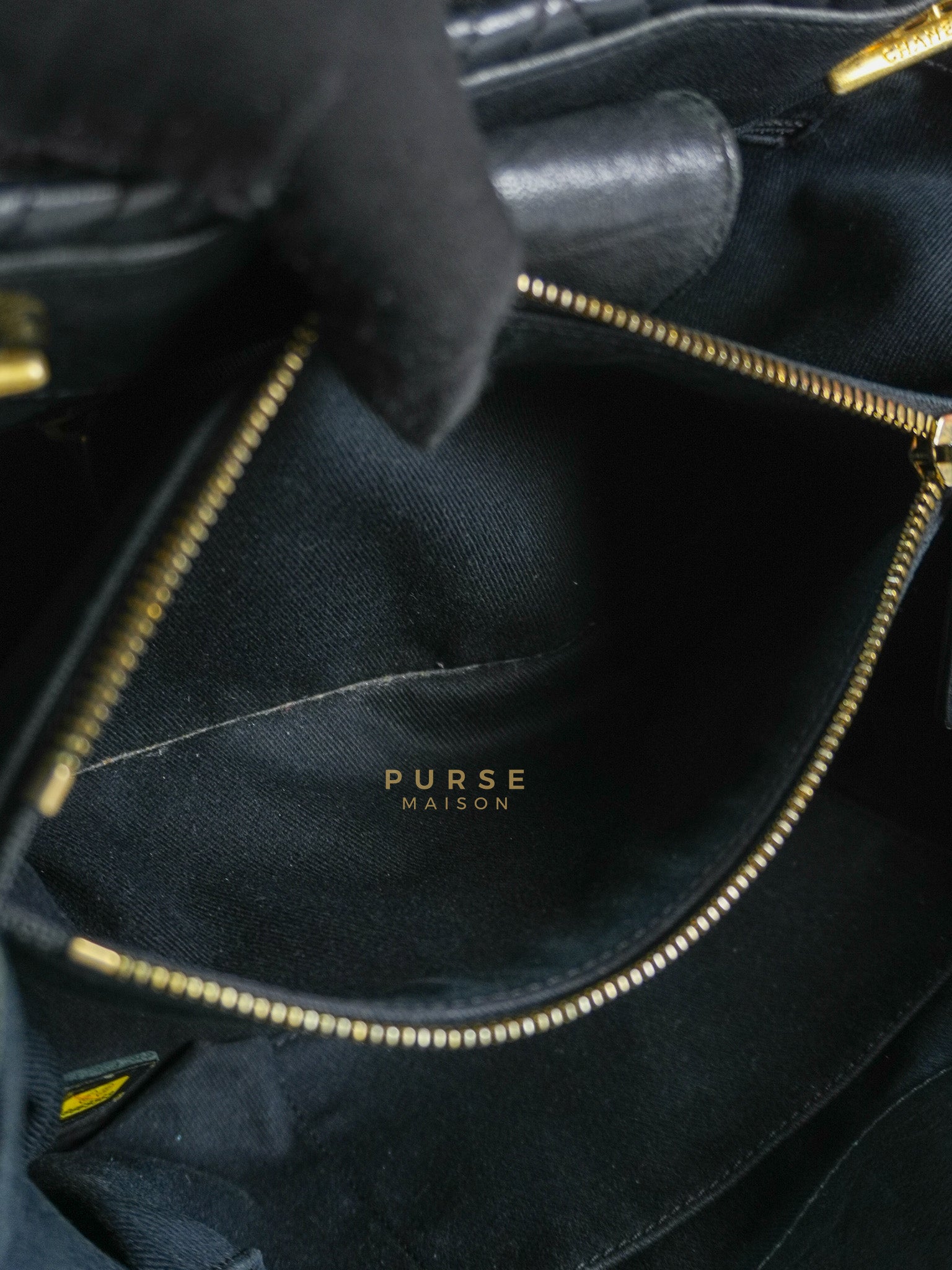 Medallion Charm in Black Chevron Calfskin Leather Tote Bag Series 18 | Purse Maison Luxury Bags Shop