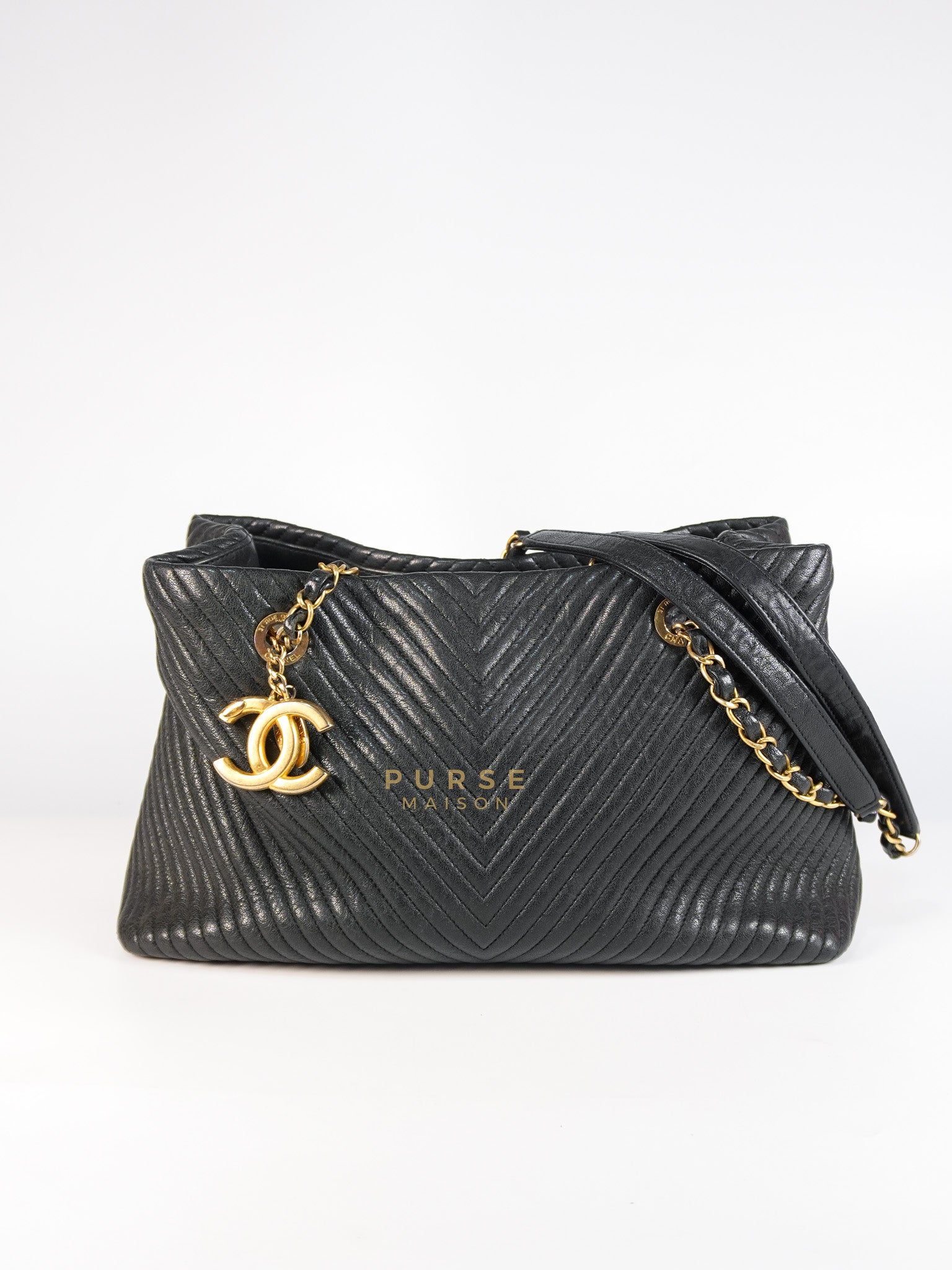 Medallion Charm in Black Chevron Calfskin Leather Tote Bag Series 18 | Purse Maison Luxury Bags Shop