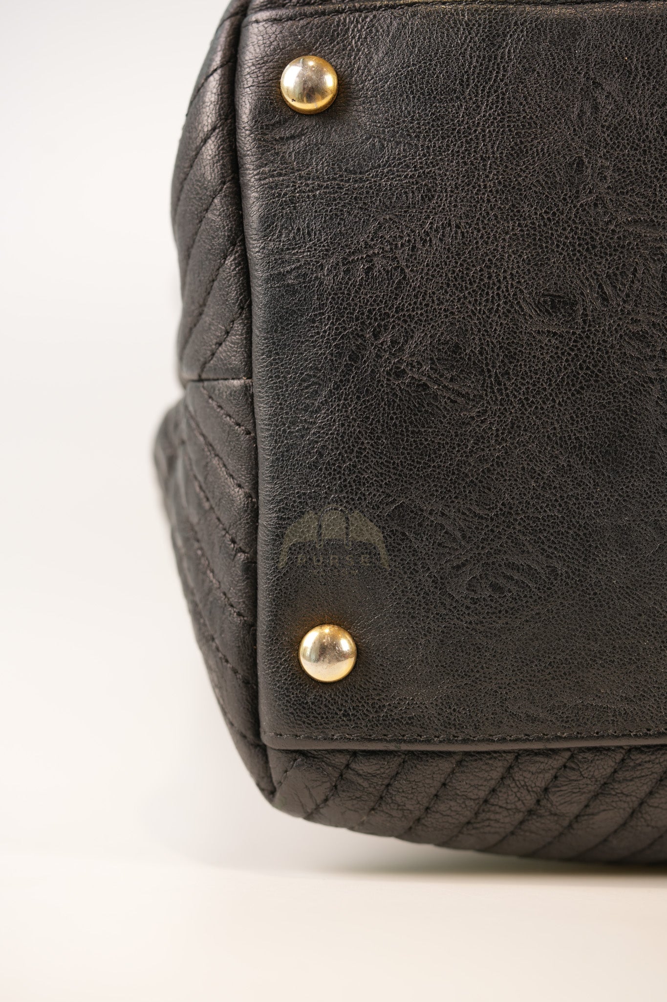 Medallion Charm Tote Bag in Black Chevron Lambskin Leather & Gold Hardware Series 21 | Purse Maison Luxury Bags Shop