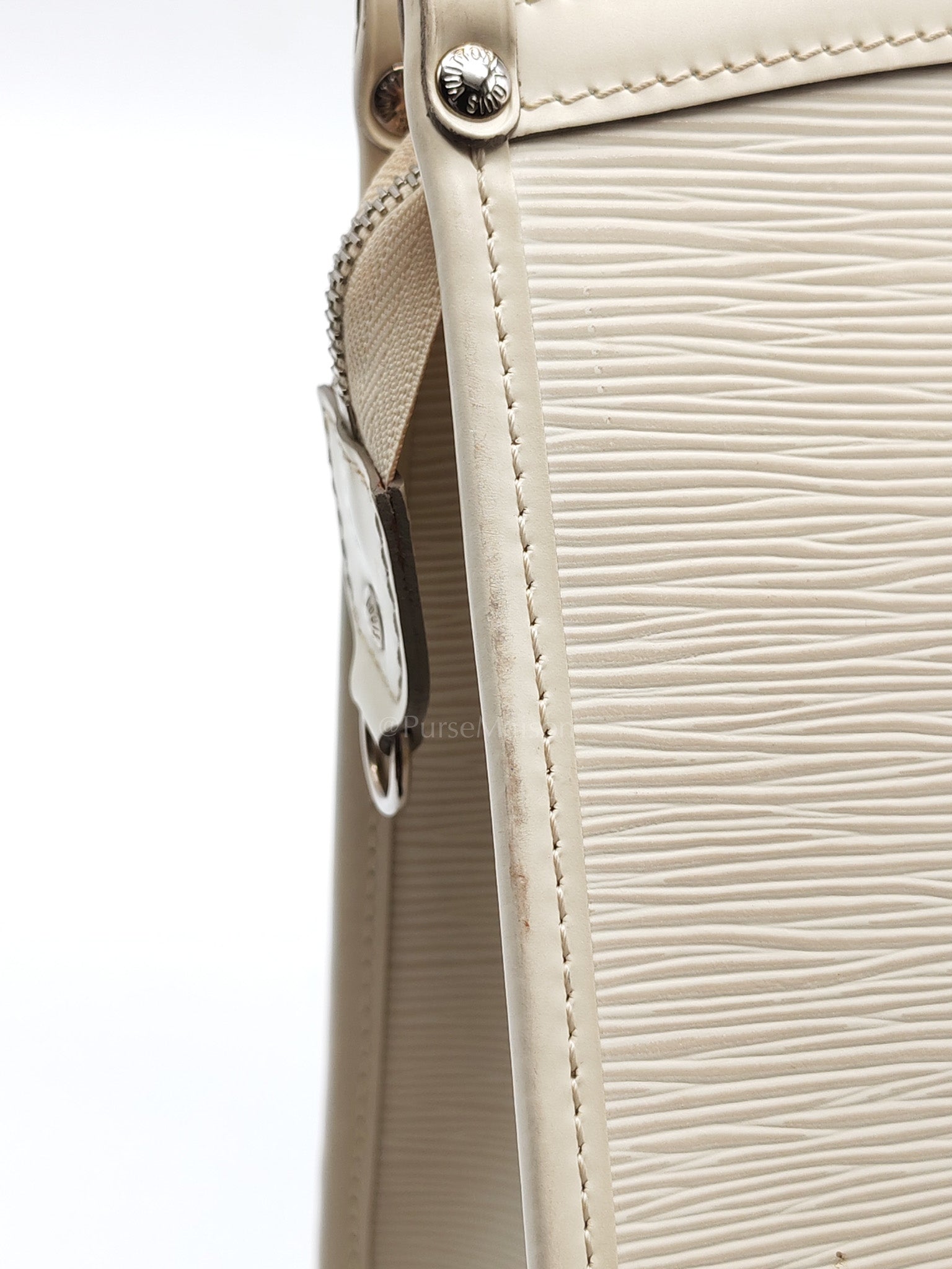 Medeleine GM Bag in White Epi Leather & Silver Hardware (Datecode: AR1099) | Purse Maison Luxury Bags Shop