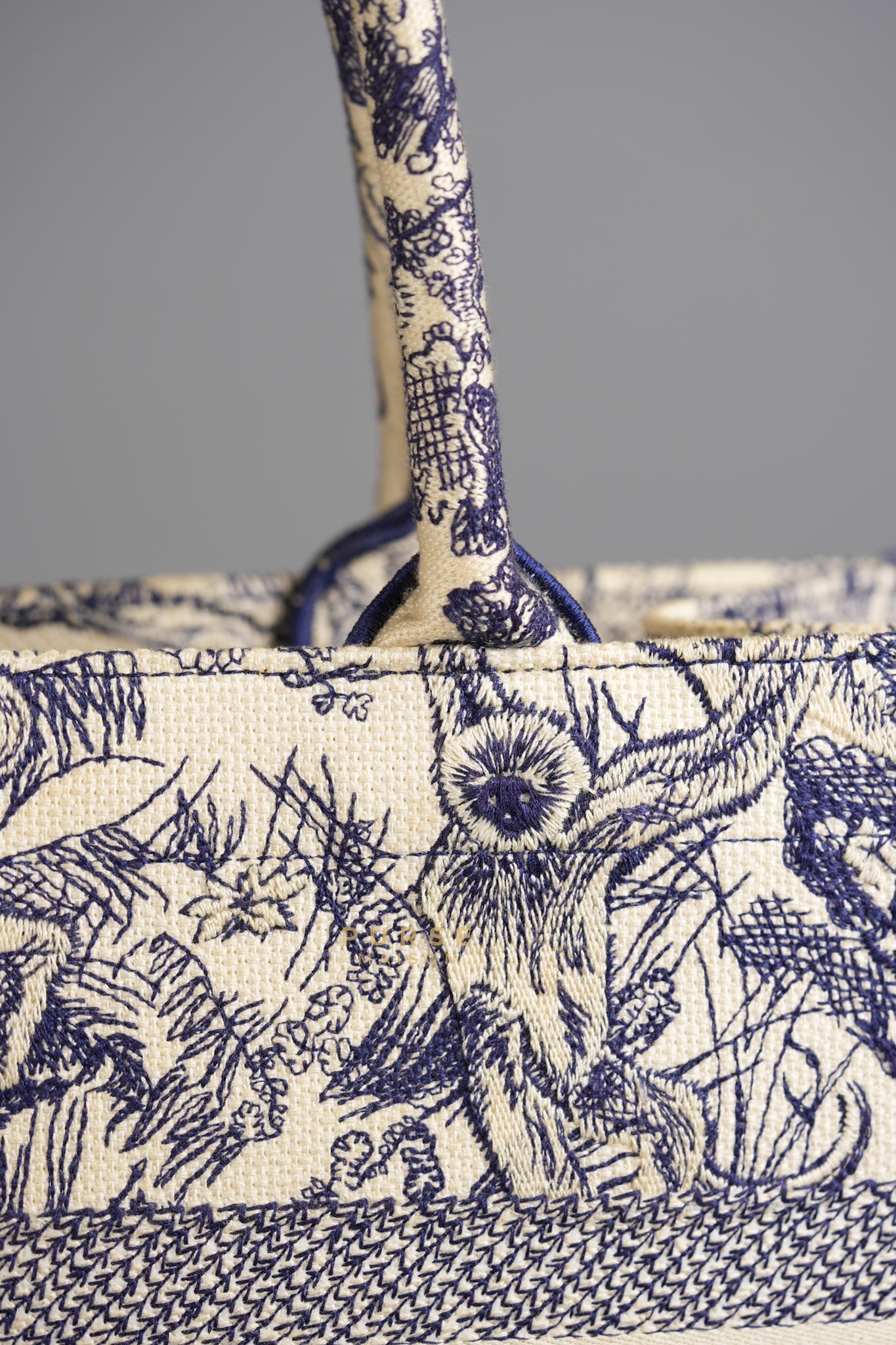 Medium Booktote Bag in Blue and Ecru Toile de Jouy Reverse Embroidery | Purse Maison Luxury Bags Shop