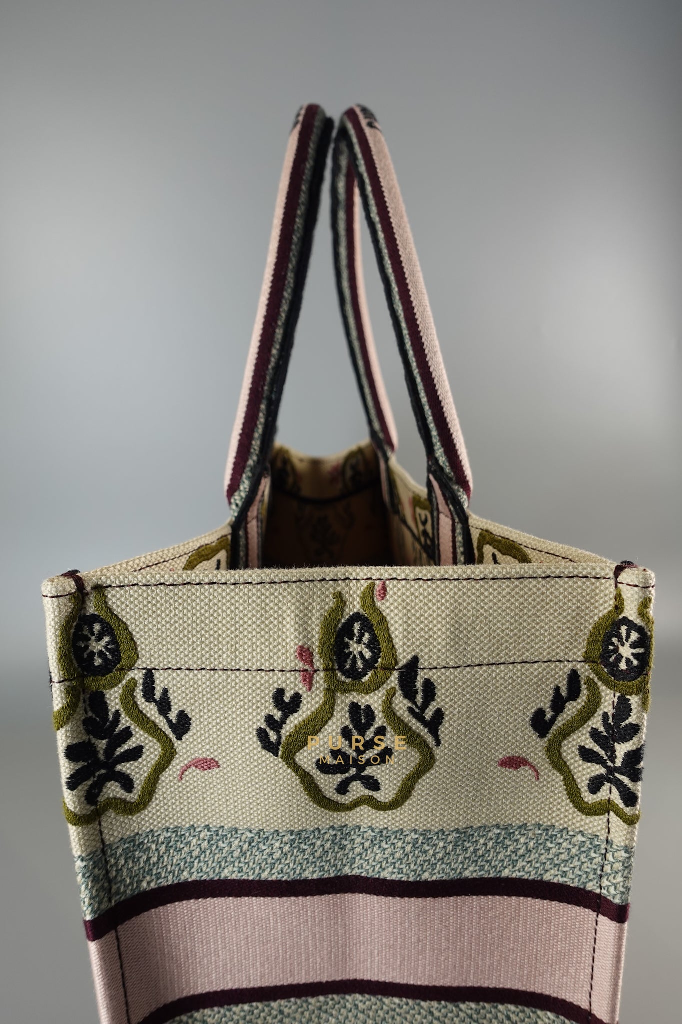 Medium Booktote Pre-Fall 2019 Embroidered Canvas | Purse Maison Luxury Bags Shop