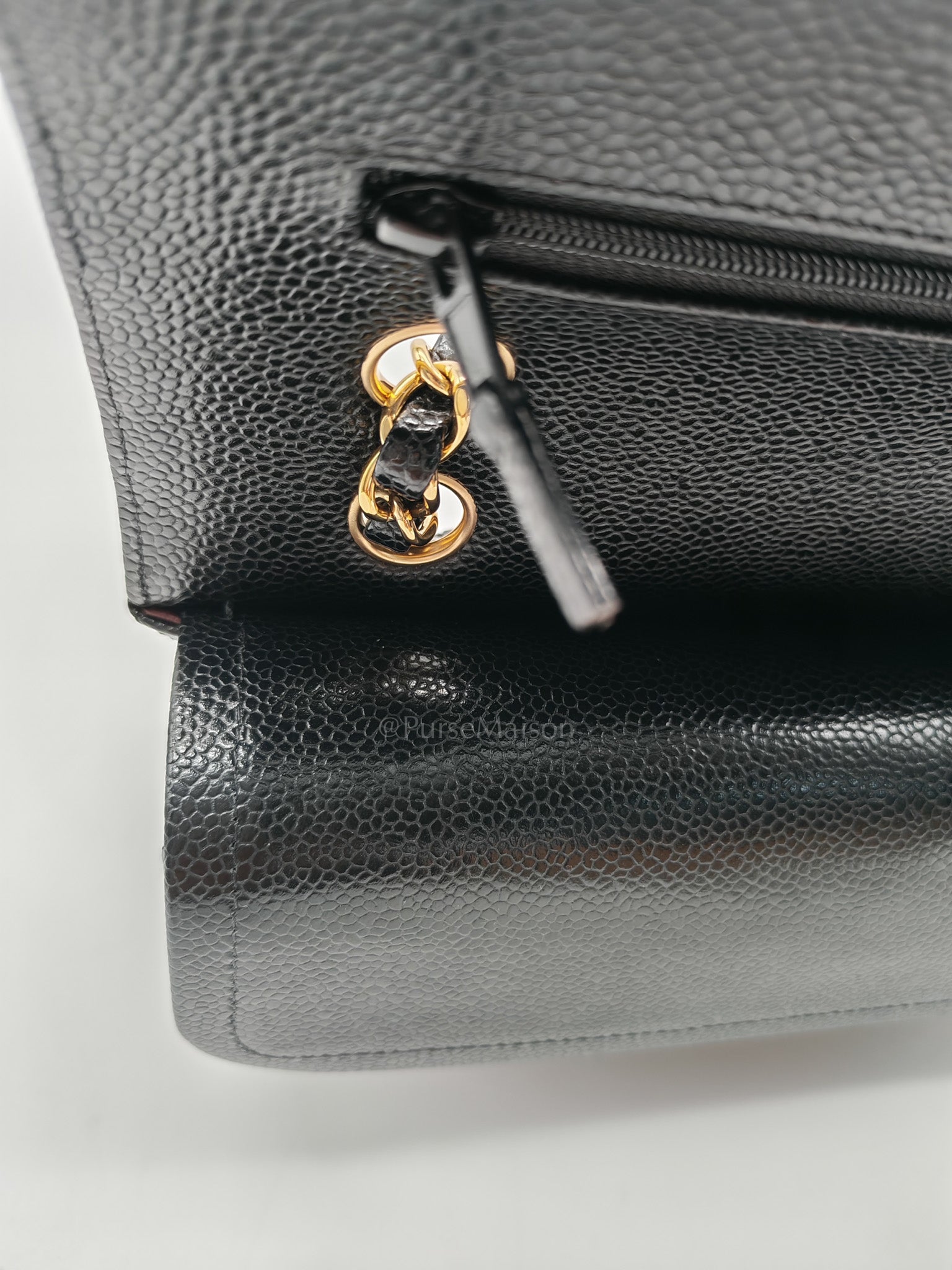 Medium Classic Double Flap Caviar GHW Microchip Unused Year 2022 K860XGCK