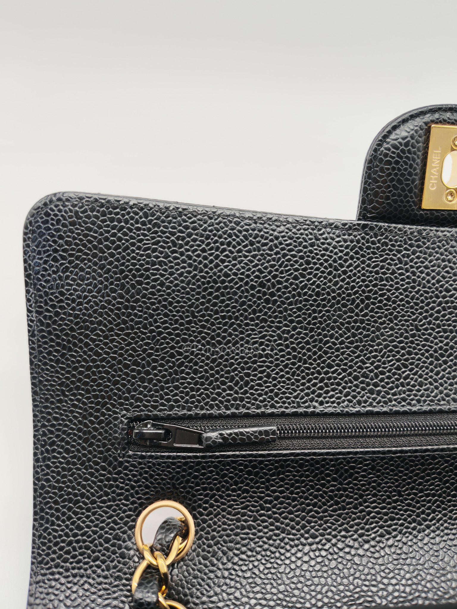 Medium Classic Double Flap Caviar GHW Microchip Unused Year 2022 K860XGCK