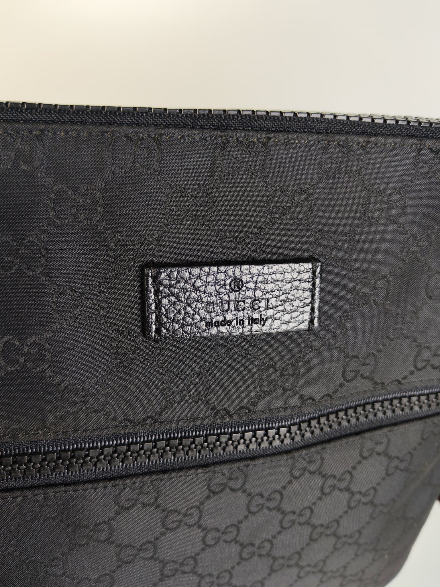 Messenger Bag in GG Guccissima Web Black Canvas | Purse Maison Luxury Bags Shop