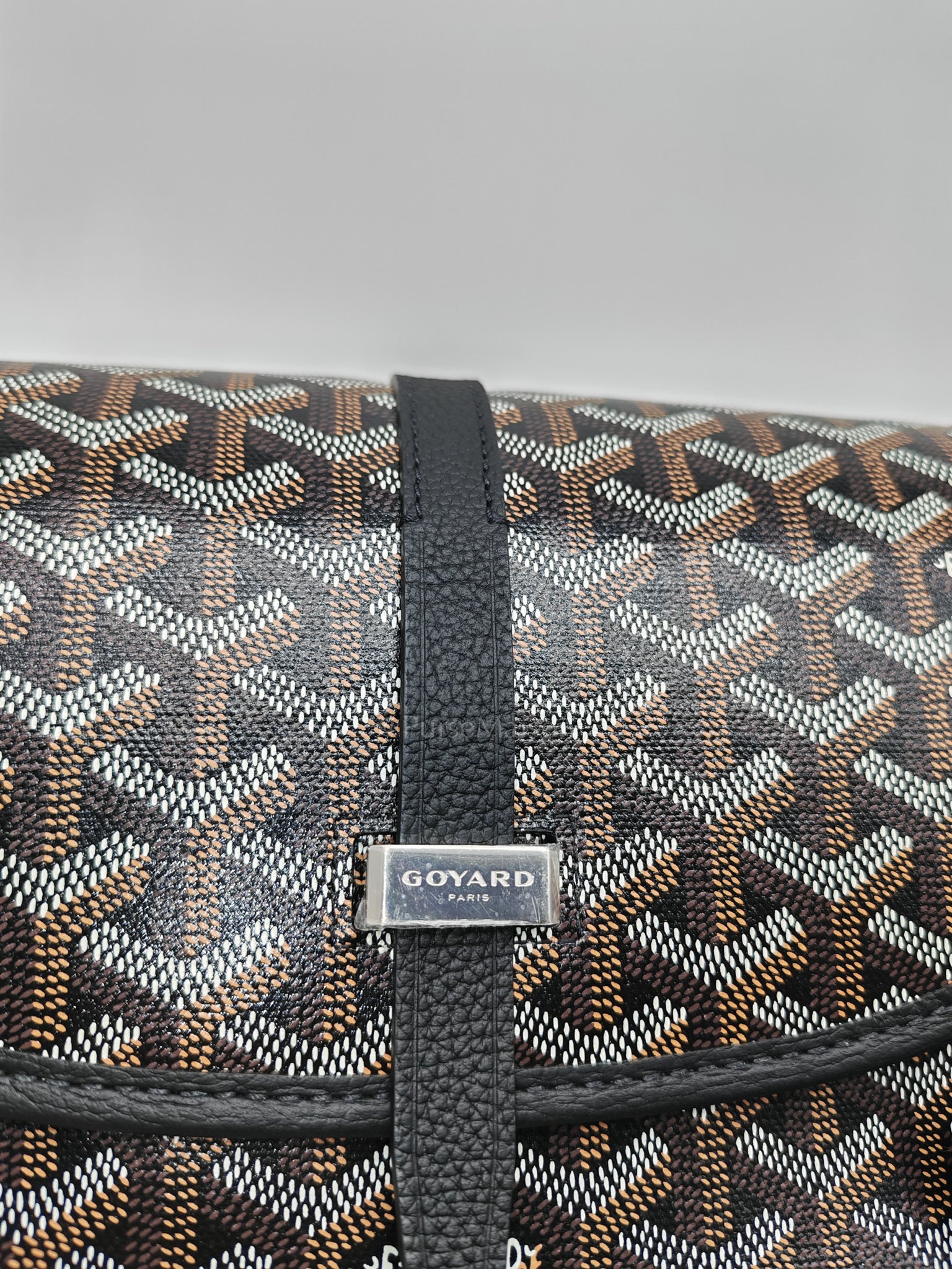 Belvedere PM Crossbody Bag in Black/Noir Goyardine Canvas
