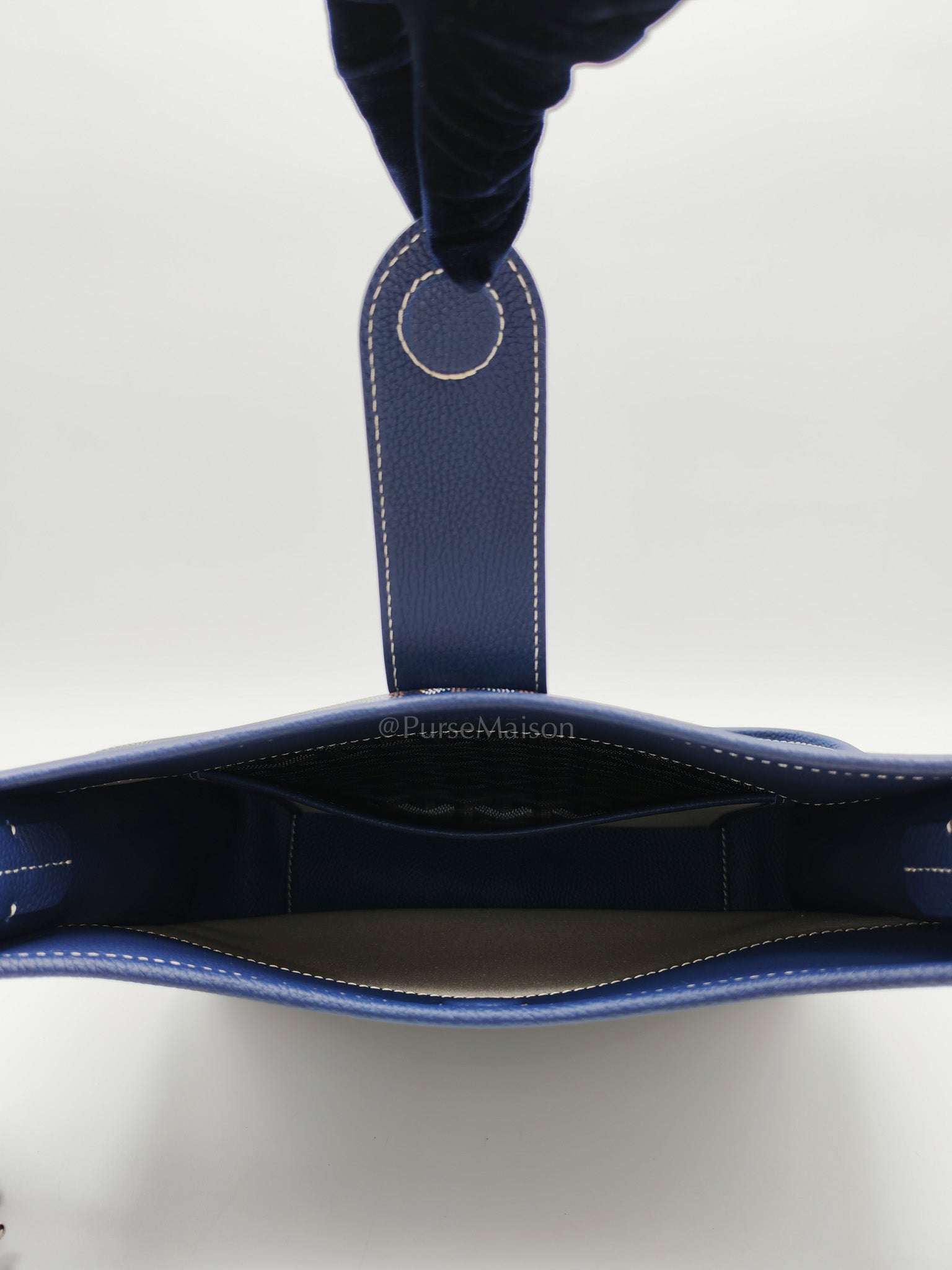 Sac Musette in Navy Blue/Bleu Marine Goyardine Canvas