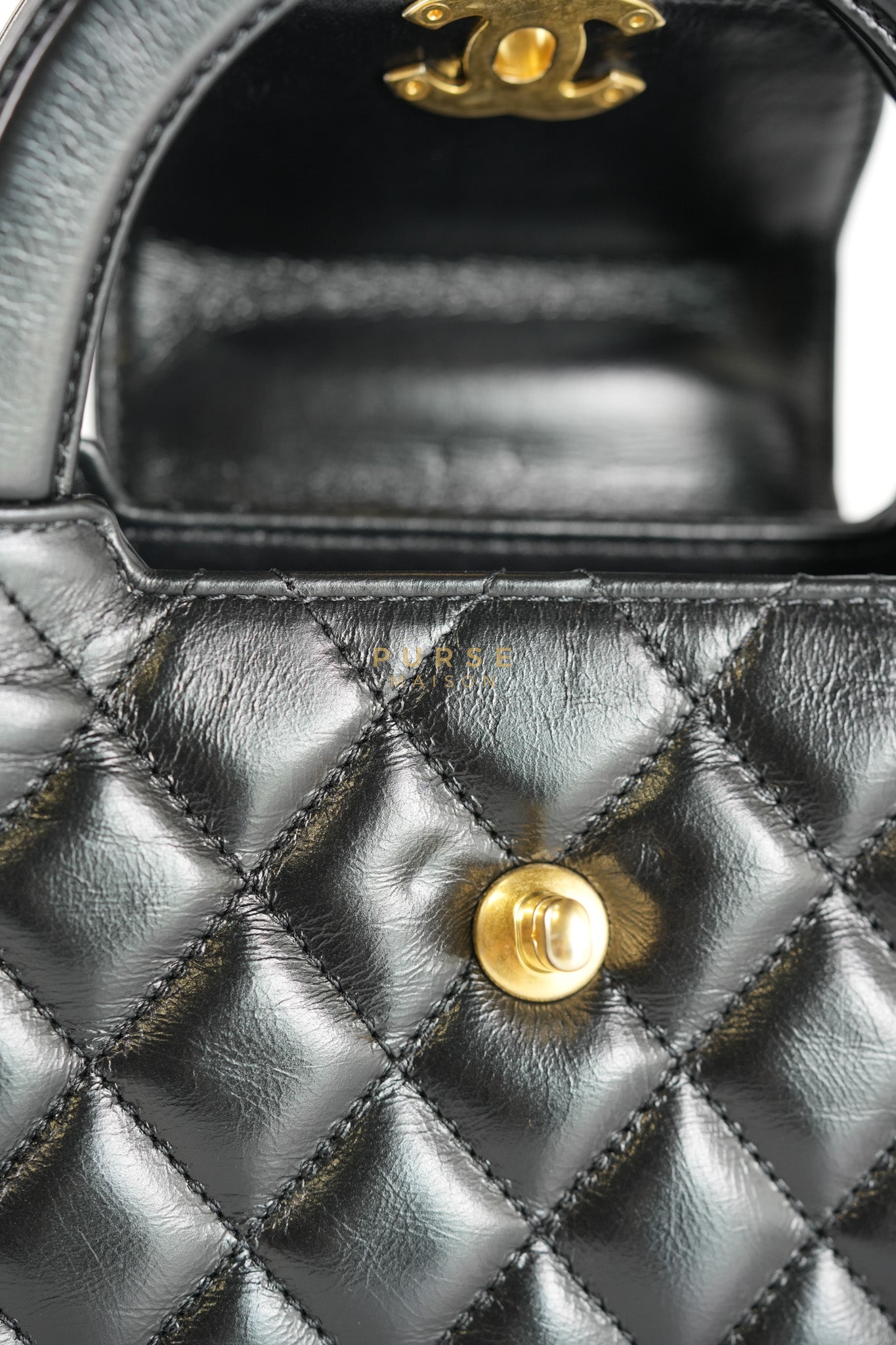 Kelly Top Handle Small in Black Quilted Calfskin Leather & Gold Hardware(Microchip)