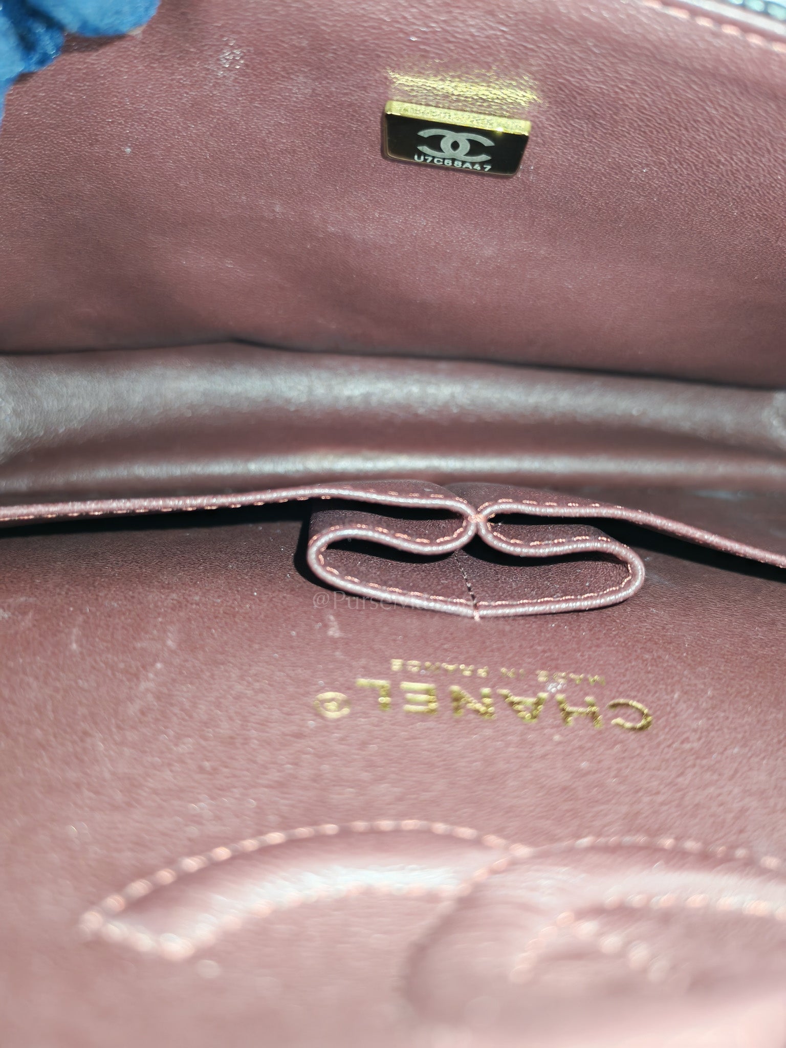 Classic Double Flap Medium in Black Quilted Caviar Leather and Gold Hardware Microchip