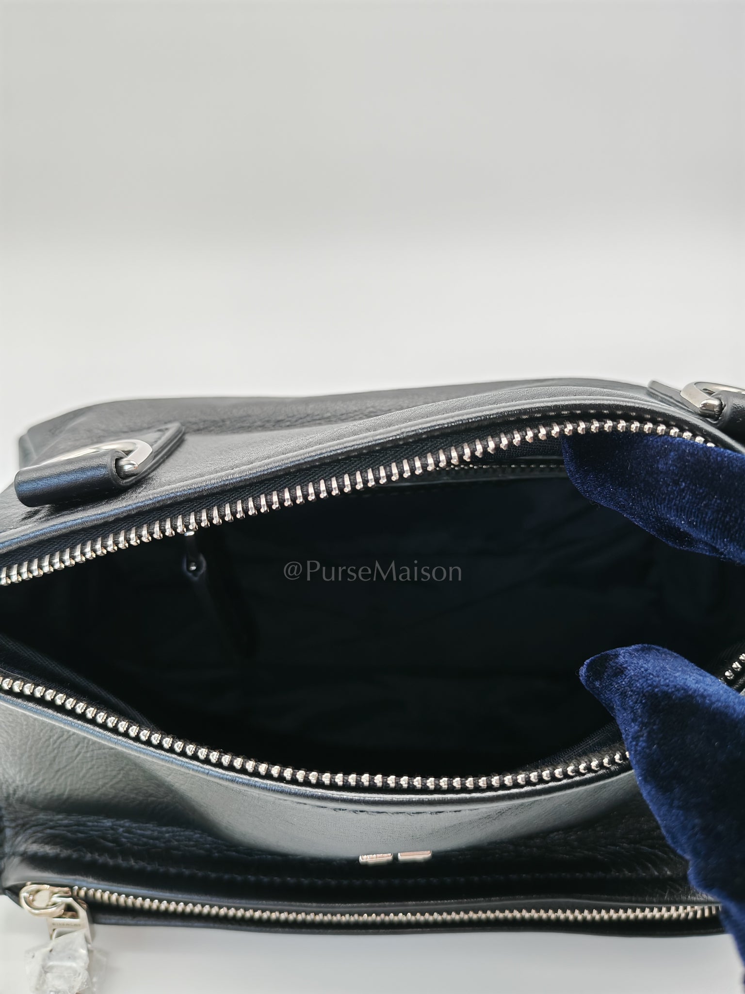 Min Pandora in Black Soft Calfskin Leather Crossbody Bag | Purse Maison Luxury Bags Shop