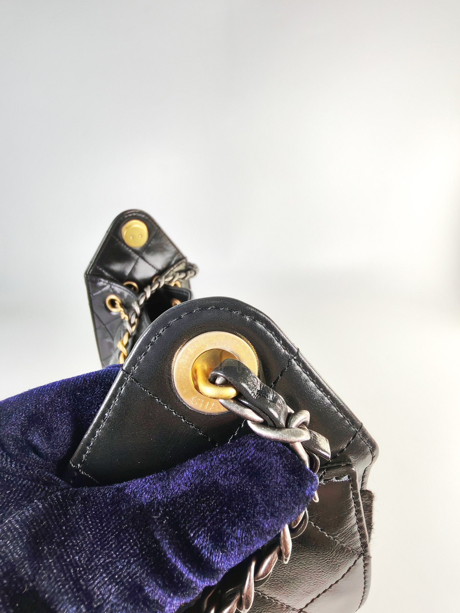 Mini 25 in Black Shiny Calfskin Leather Mix Hardware (Microchip) | Purse Maison Luxury Bags Shop