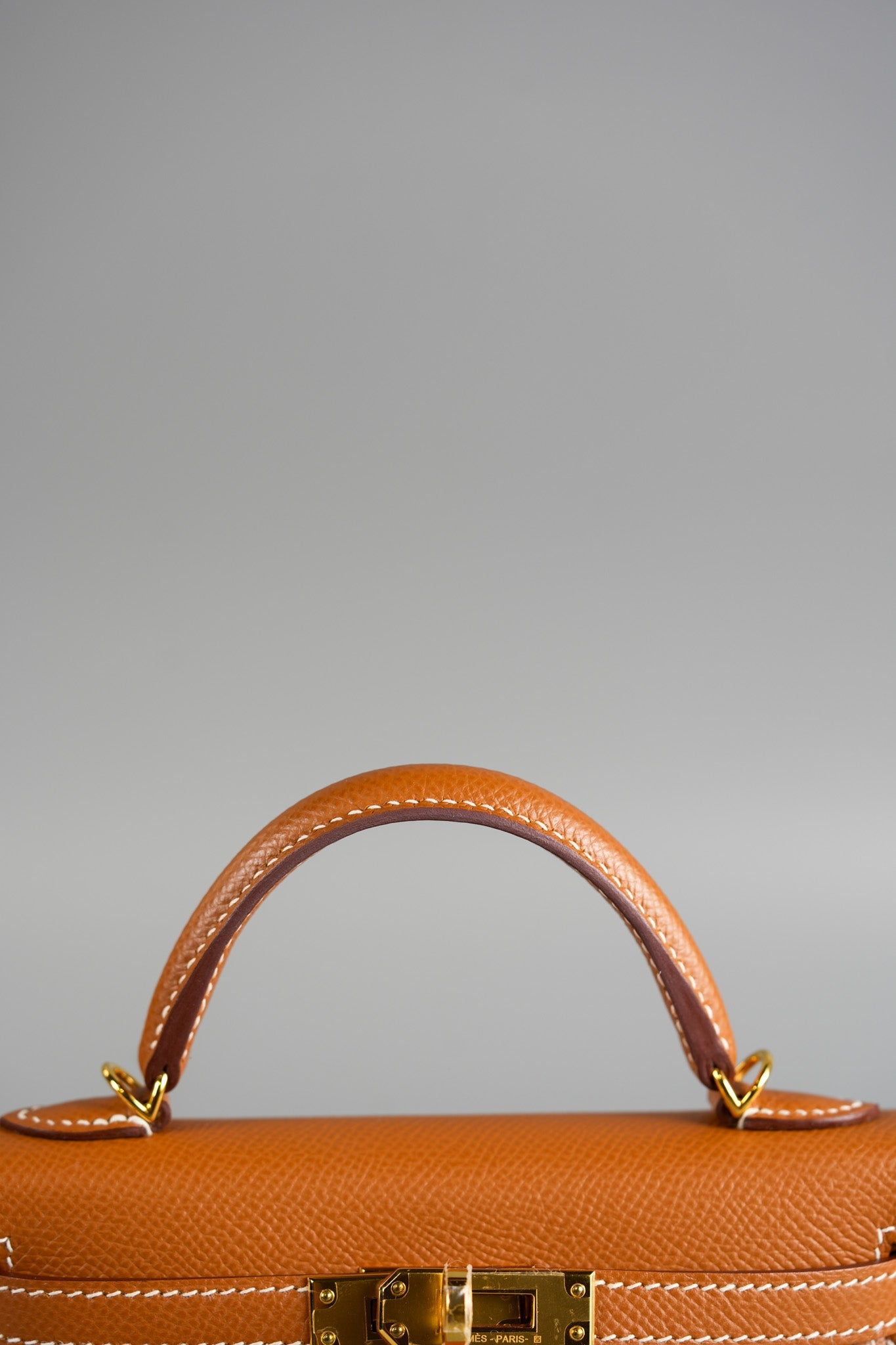 Mini Kelly II Sellier Gold Veau Epsom in Gold Hardware Stamp Z | Purse Maison Luxury Bags Shop