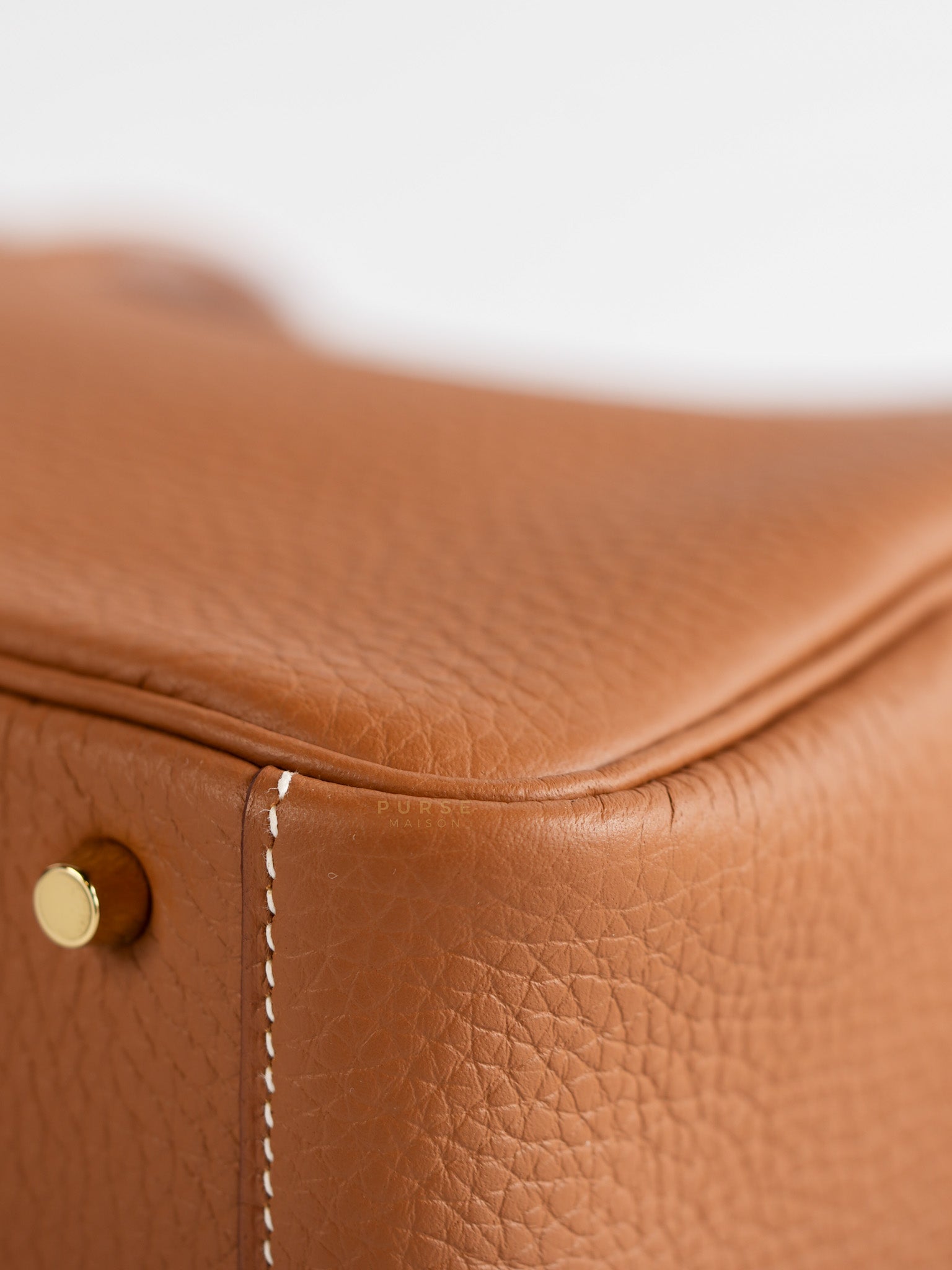 Mini Lindy in Gold Taurillon Clémence Leather with Gold Hardware, Stamp W (2024) | Purse Maison Luxury Bags Shop
