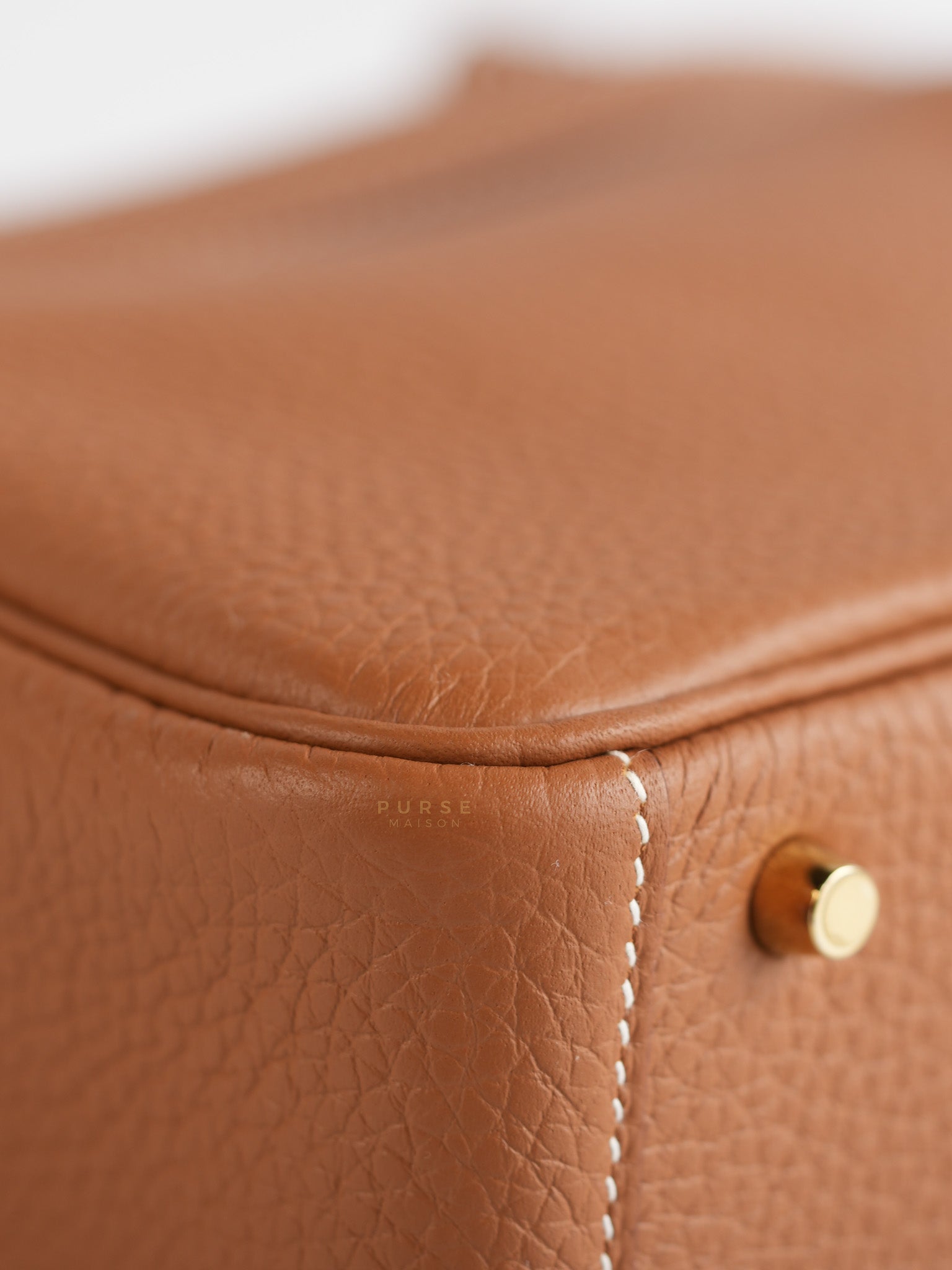 Mini Lindy in Gold Taurillon Clémence Leather with Gold Hardware, Stamp W (2024) | Purse Maison Luxury Bags Shop