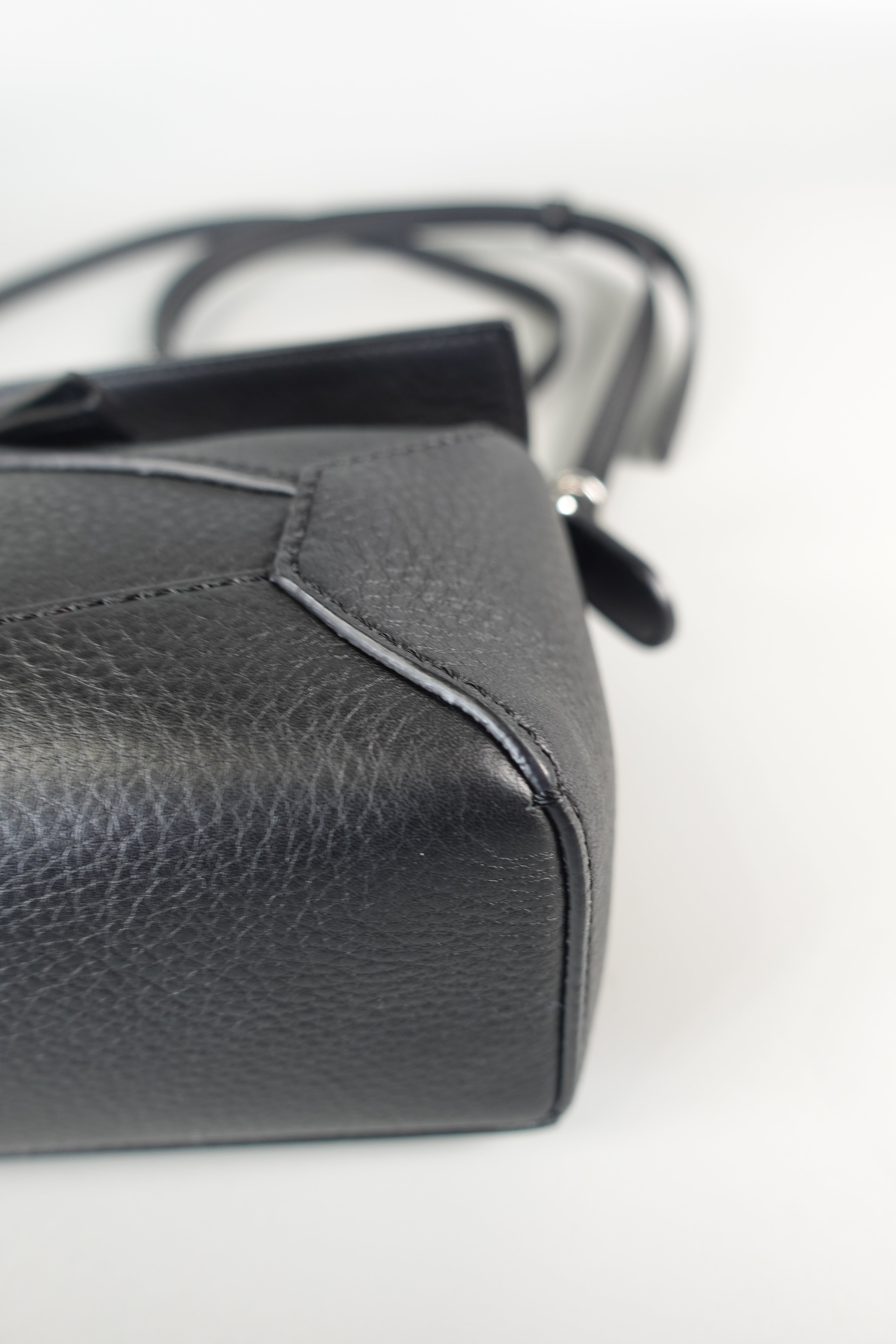 Mini Puzzle Edge Bag in Black Grained Calfskin | Purse Maison Luxury Bags Shop