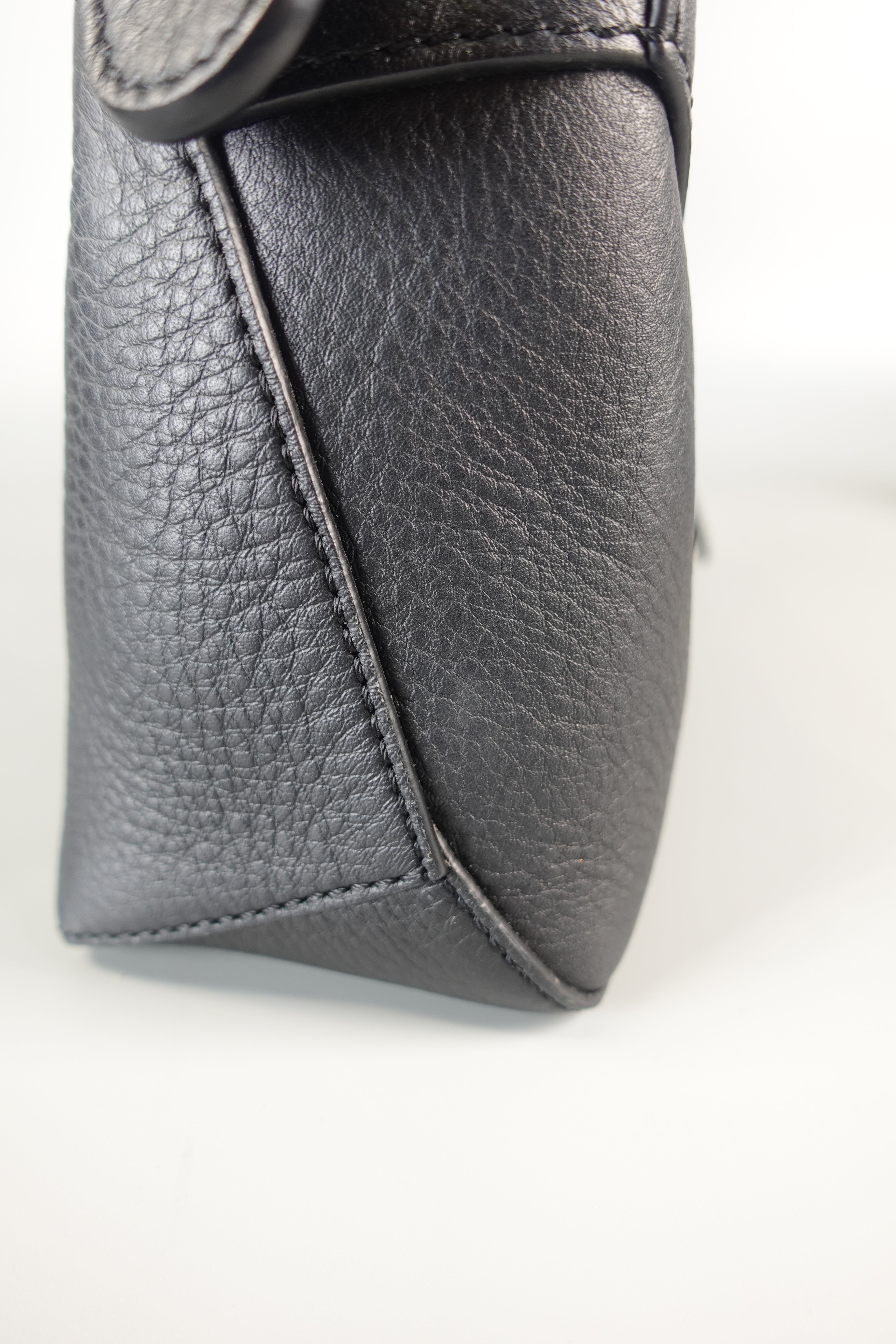 Mini Puzzle Edge Bag in Black Grained Calfskin | Purse Maison Luxury Bags Shop