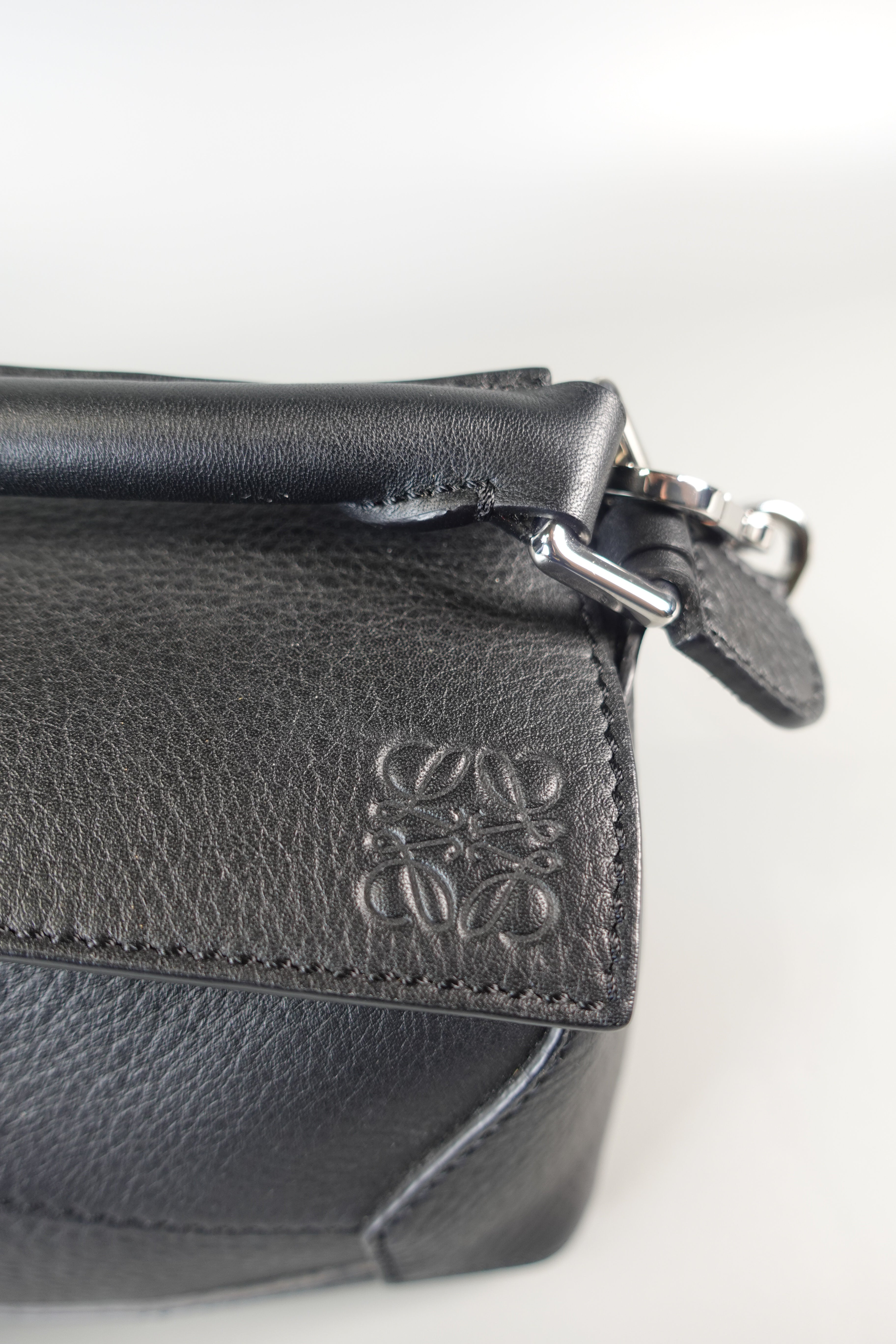 Mini Puzzle Edge Bag in Black Grained Calfskin | Purse Maison Luxury Bags Shop