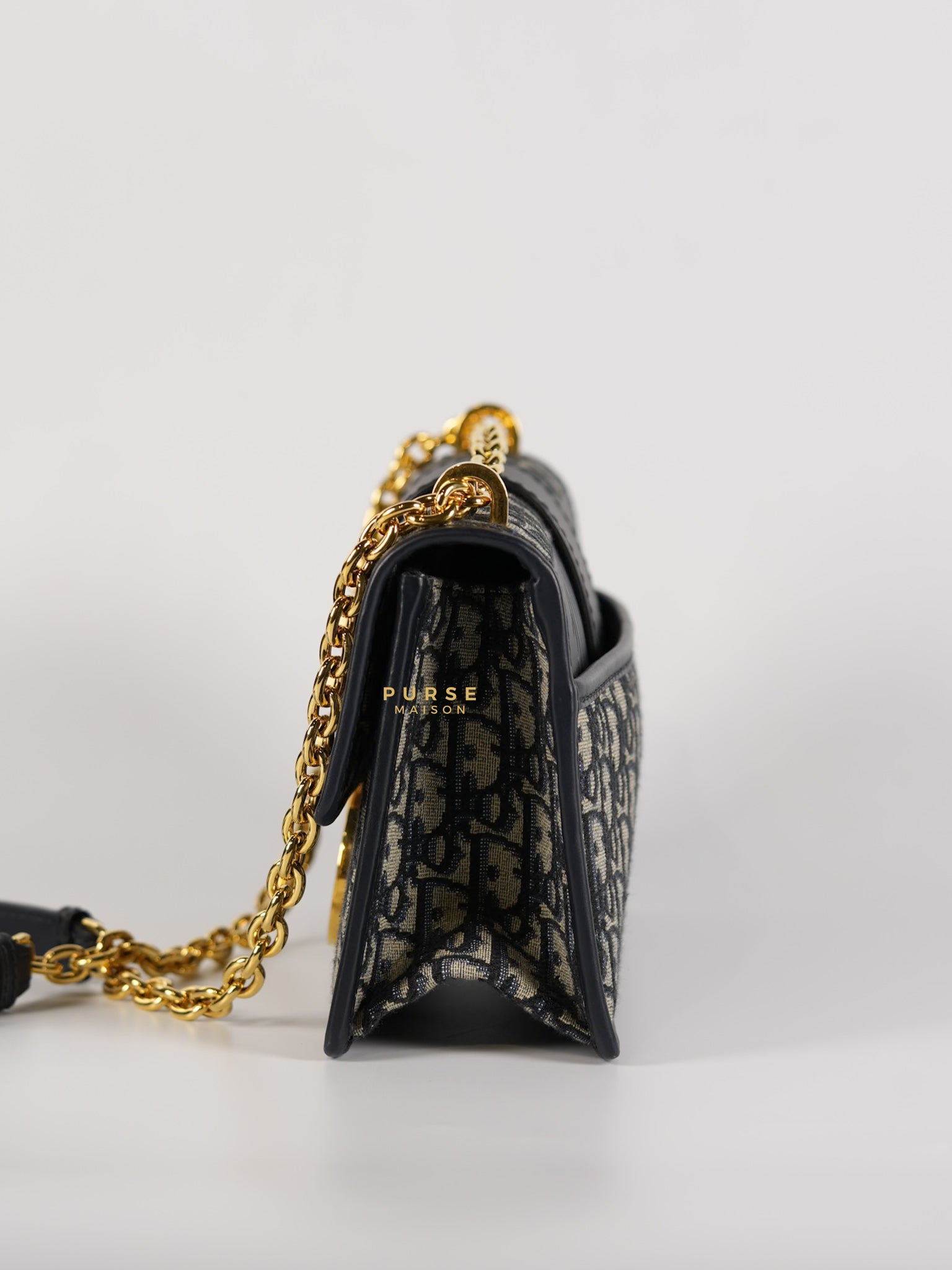 Montaigne 30 Navy Blue Oblique Embroidery Chain Bag in Gold Hardware | Purse Maison Luxury Bags Shop