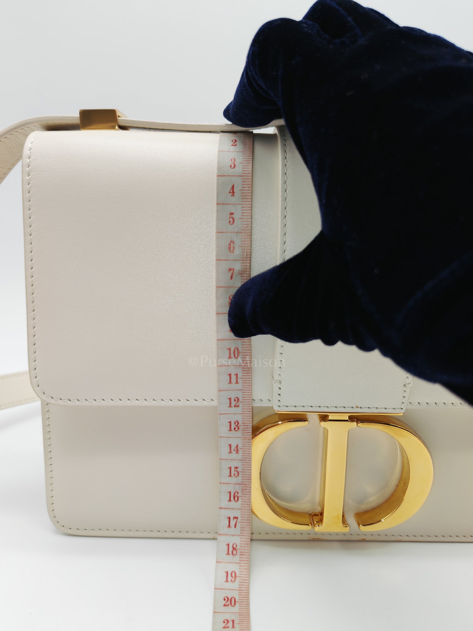 Montaigne in Medium White Calfskin Leather Crossbody Bag | Purse Maison Luxury Bags Shop