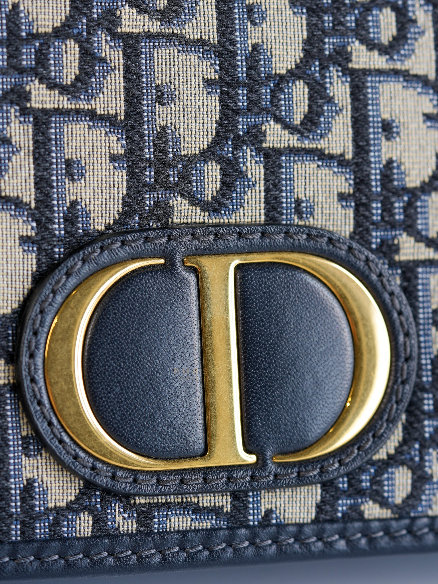 Montaigne Zipped 2-in-One Pouch in Dior Oblique Canvas | Purse Maison Luxury Bags Shop
