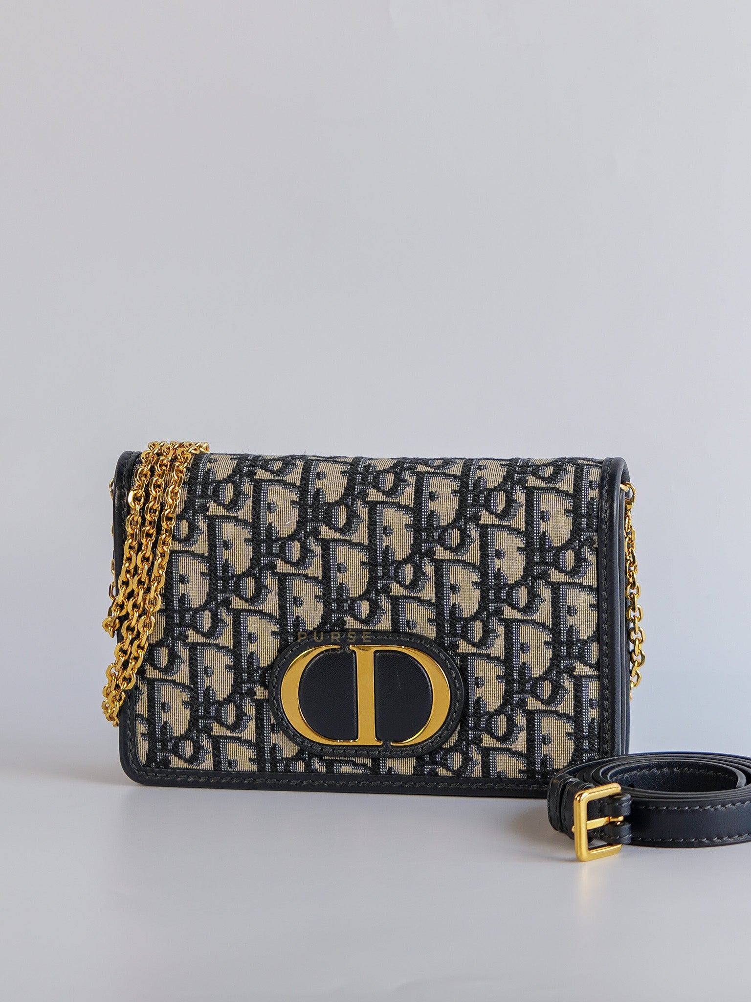 Montaigne Zipped 2-in-One Pouch in Dior Oblique Canvas | Purse Maison Luxury Bags Shop
