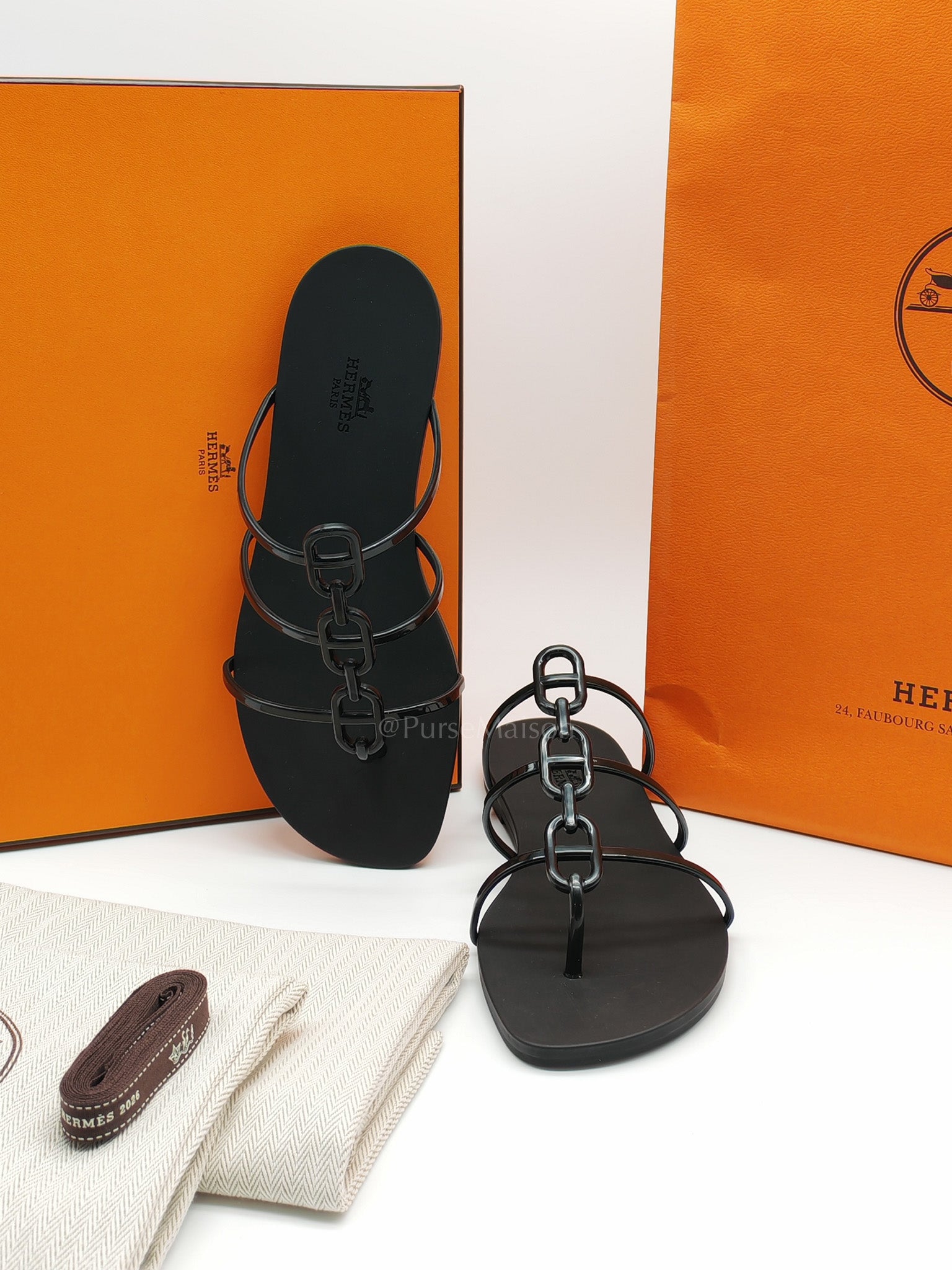 Mykonos Rubber Sandals in Black/Noir Size 38 EU (24 cm)