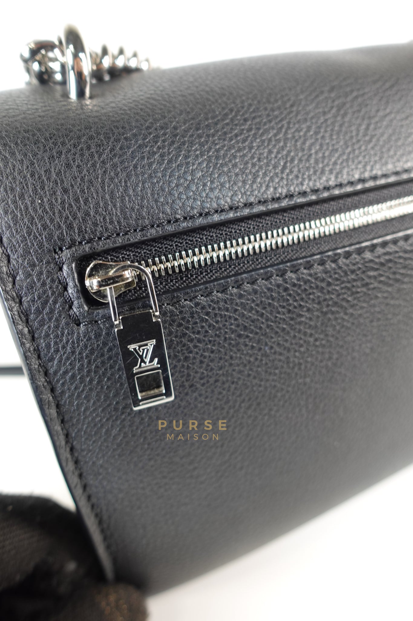 Mylockme BB Chain Bag in Noir Empreinte Leather (Microchip) | Purse Maison Luxury Bags Shop