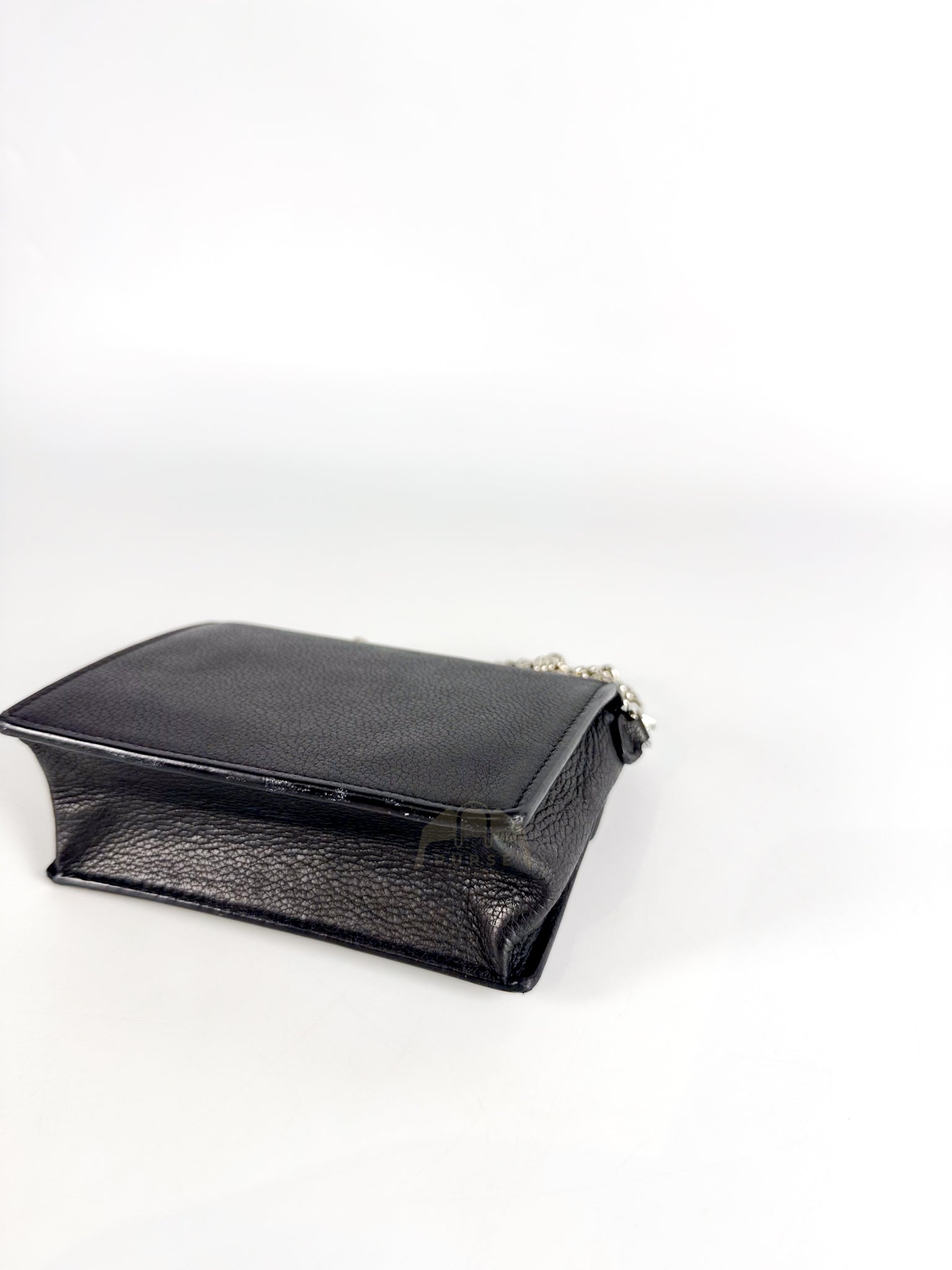 MyLockme Chain Bag in Grained Calfskin Leather (Date Code: UB0240) | Purse Maison Luxury Bags Shop