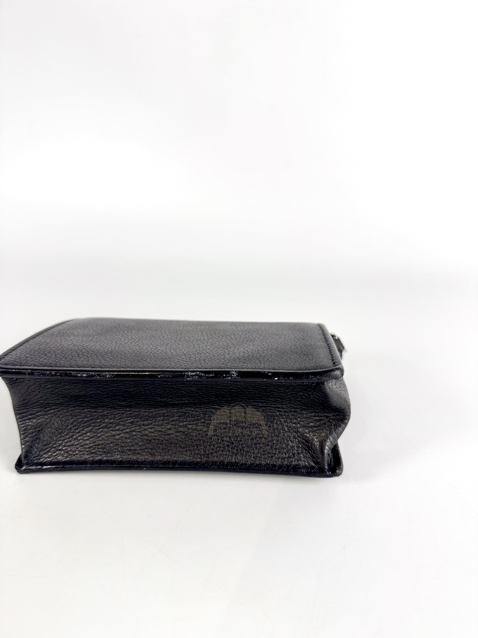 MyLockme Chain Bag in Grained Calfskin Leather (Date Code: UB0240) | Purse Maison Luxury Bags Shop