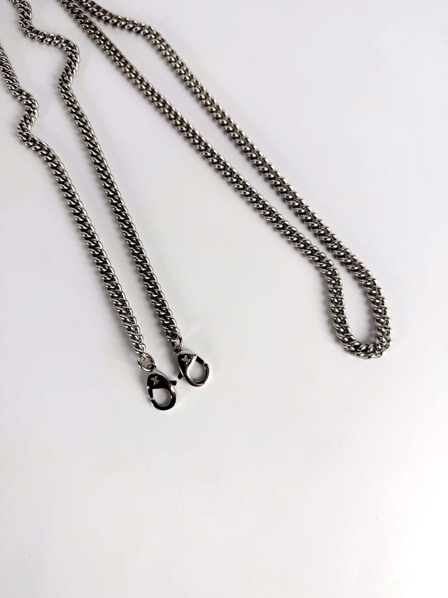 MyLockme Chain Bag in Grained Calfskin Leather (Date Code: UB0240) | Purse Maison Luxury Bags Shop