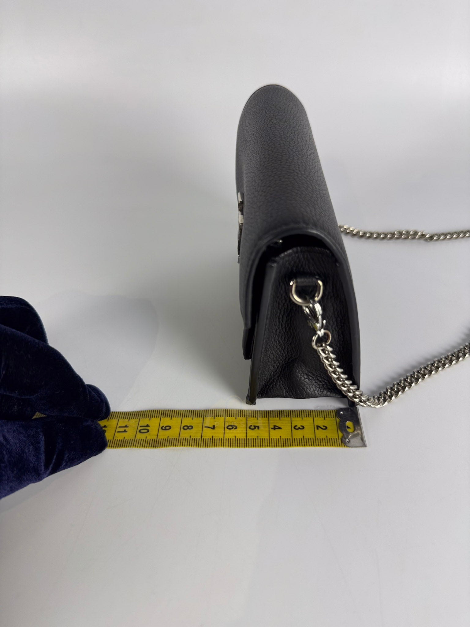 MyLockme Chain Bag in Grained Calfskin Leather (Date Code: UB0240) | Purse Maison Luxury Bags Shop