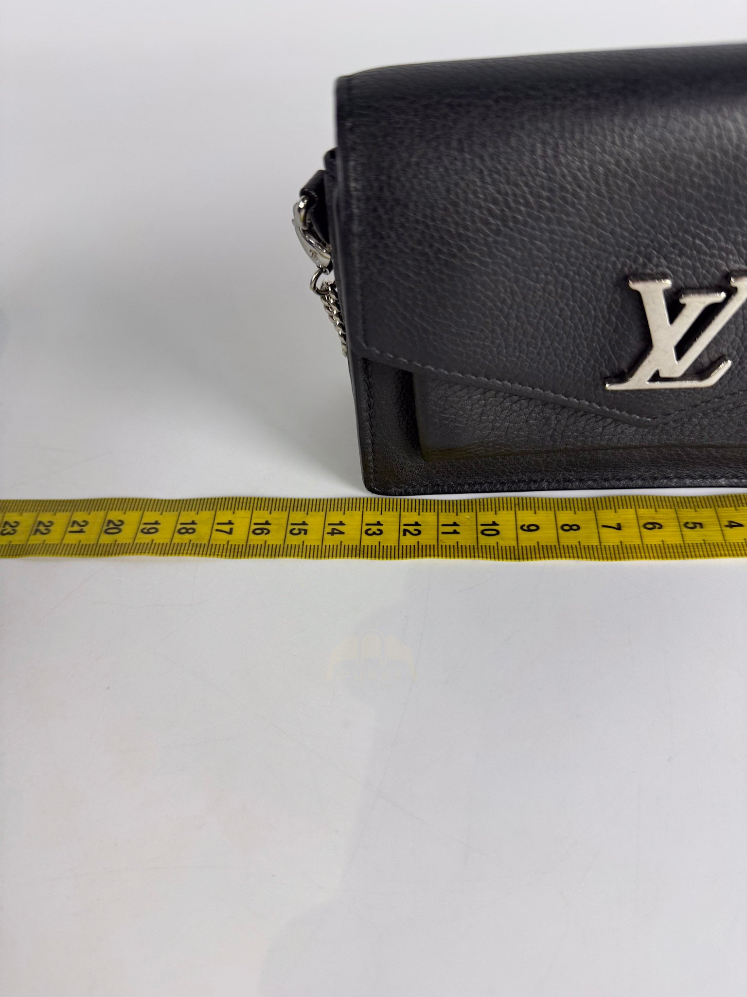 MyLockme Chain Bag in Grained Calfskin Leather (Date Code: UB0240) | Purse Maison Luxury Bags Shop