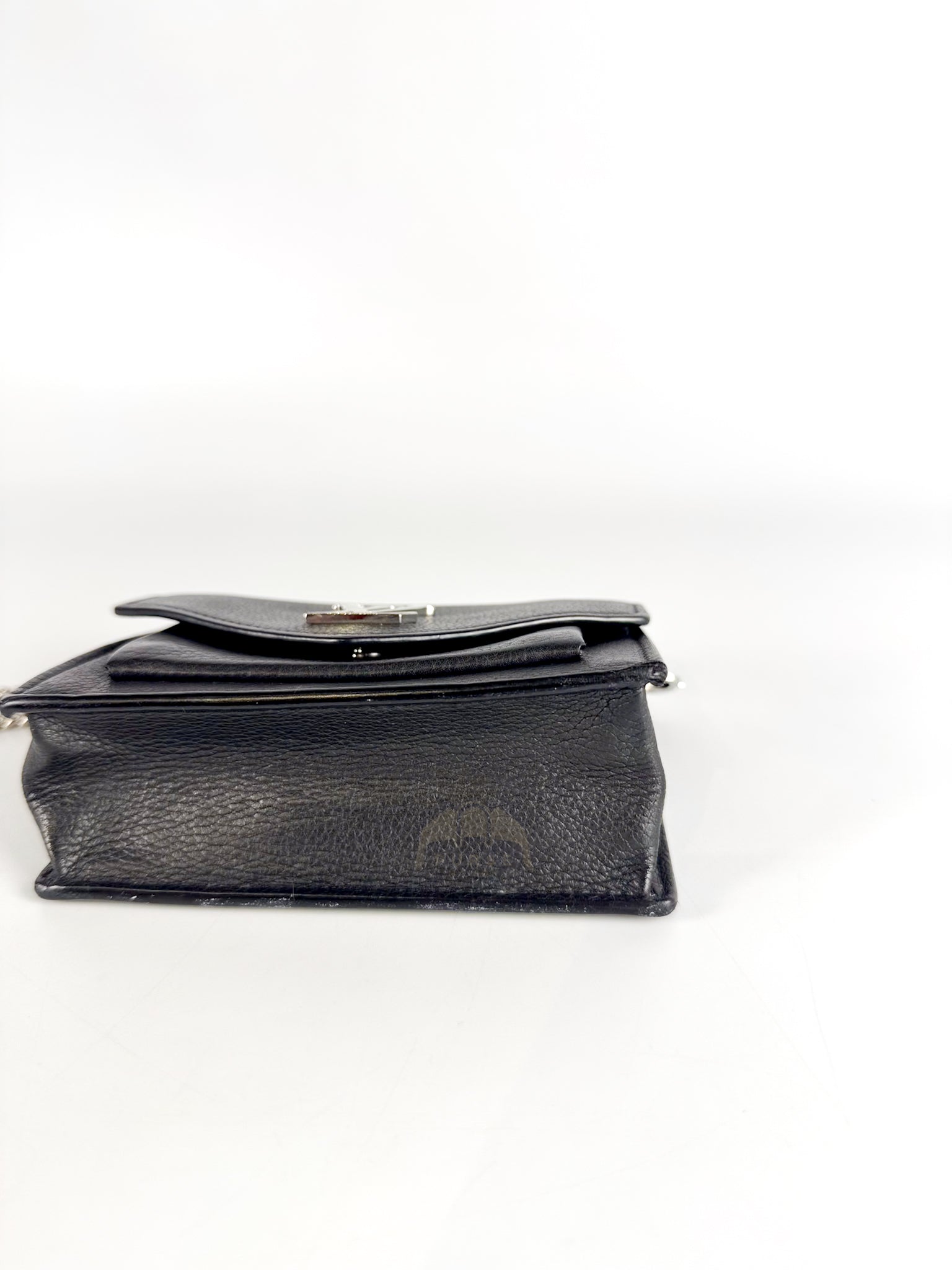 MyLockme Chain Bag in Grained Calfskin Leather (Date Code: UB0240) | Purse Maison Luxury Bags Shop