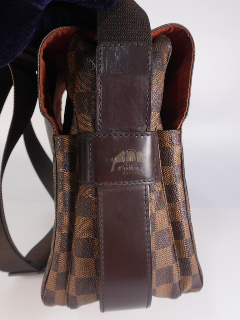 Naviglio Messenger Bag in Damier Ebene Canvas Crossbody Bag | Purse Maison Luxury Bags Shop