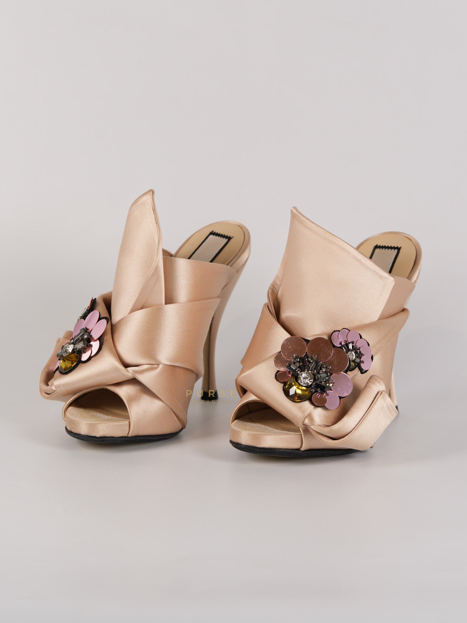 Ronny Pleated Crystal Heels in Cipria Size 35 EU (22 cm) | Purse Maison Luxury Bags Shop