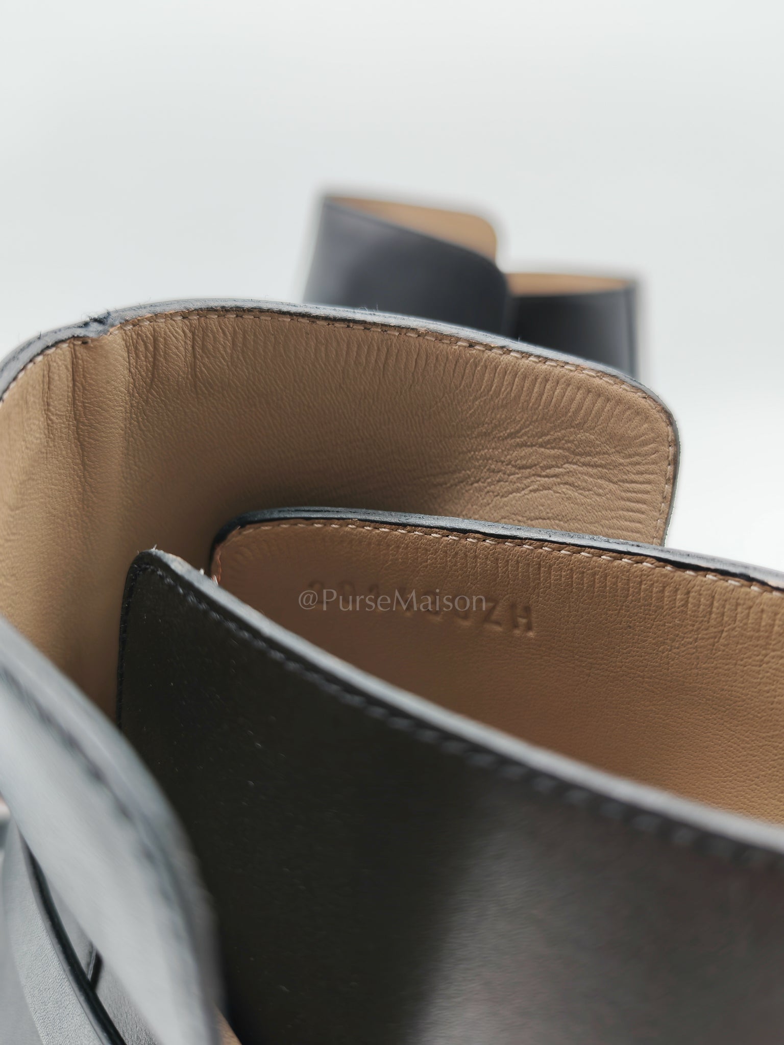 Neo Ankle Boots Noir (Black) in Calfskin Leather Size 44.5 EU (29 CM) | Purse Maison Luxury Bags Shop