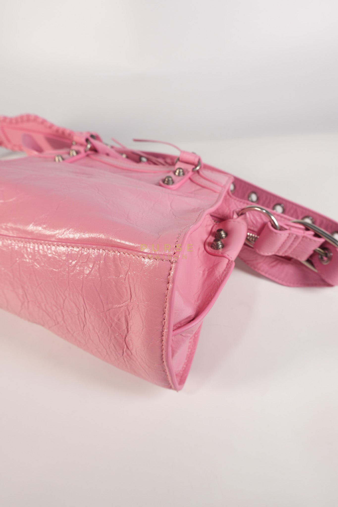 Neo Cagole Arena XS in Sweet Pink Agneau Leather | Purse Maison Luxury Bags Shop
