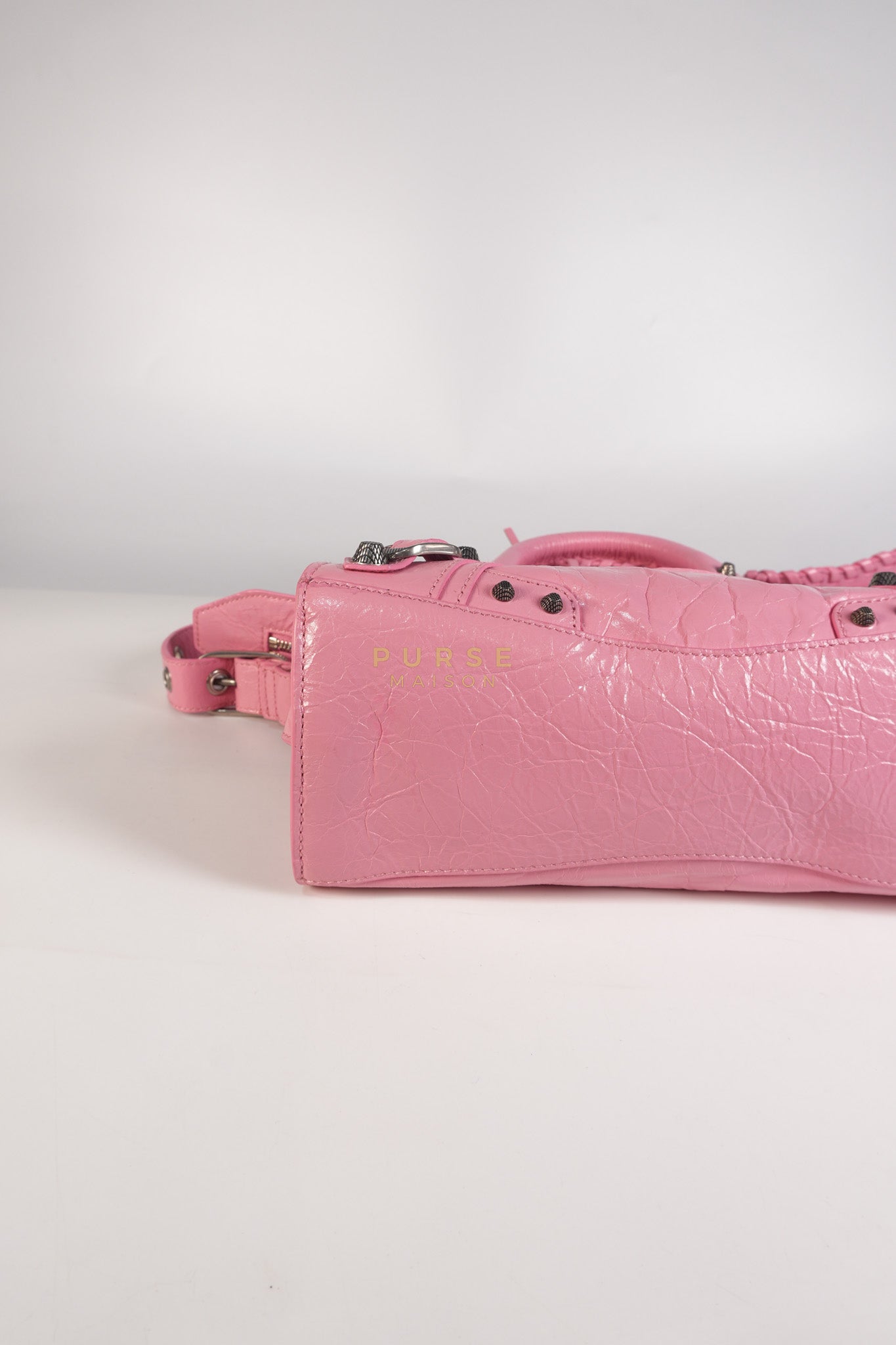 Neo Cagole Arena XS in Sweet Pink Agneau Leather | Purse Maison Luxury Bags Shop