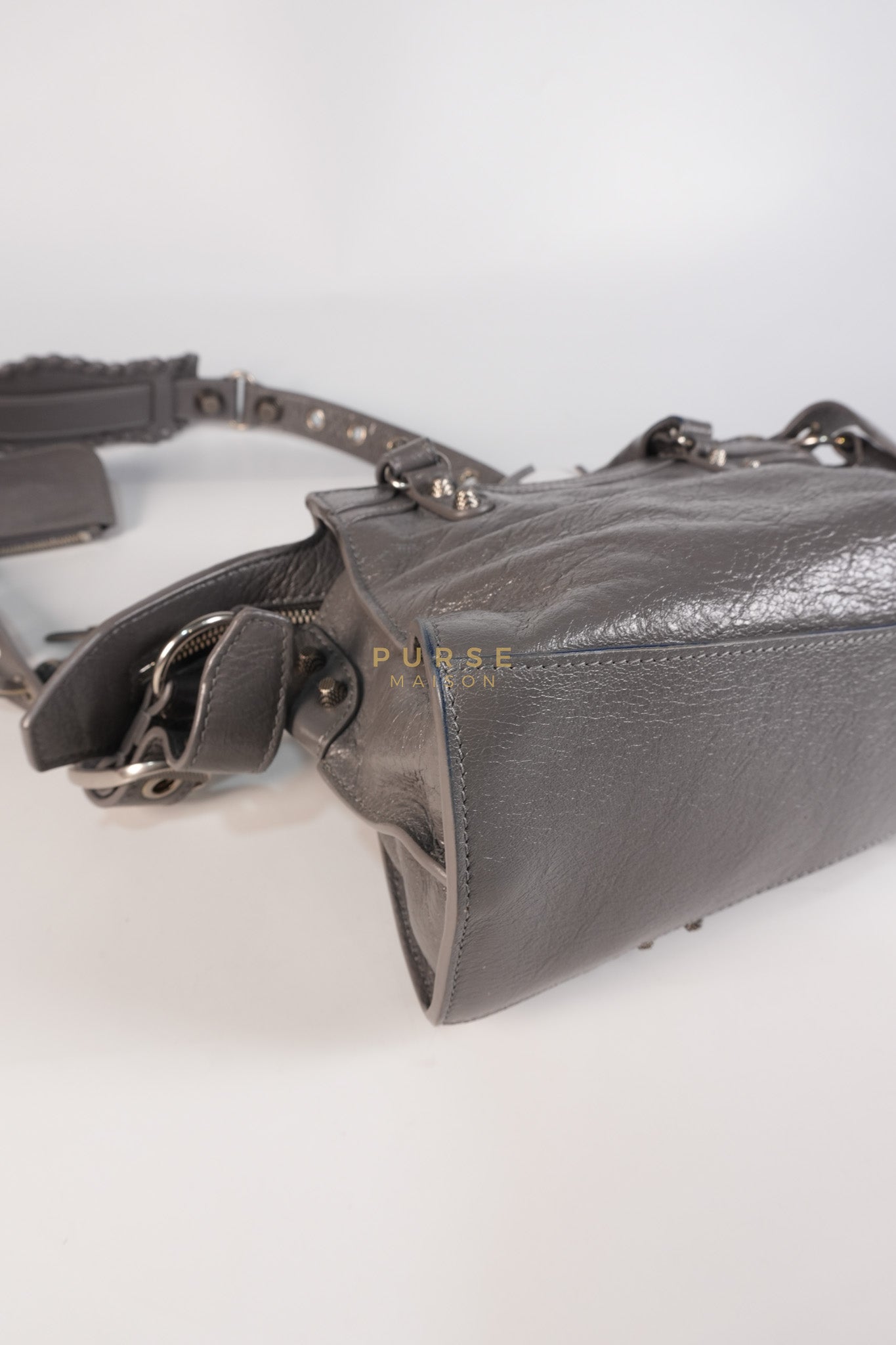 Neo Cagole City Bag XS in Dark Grey Leather | Purse Maison Luxury Bags Shop