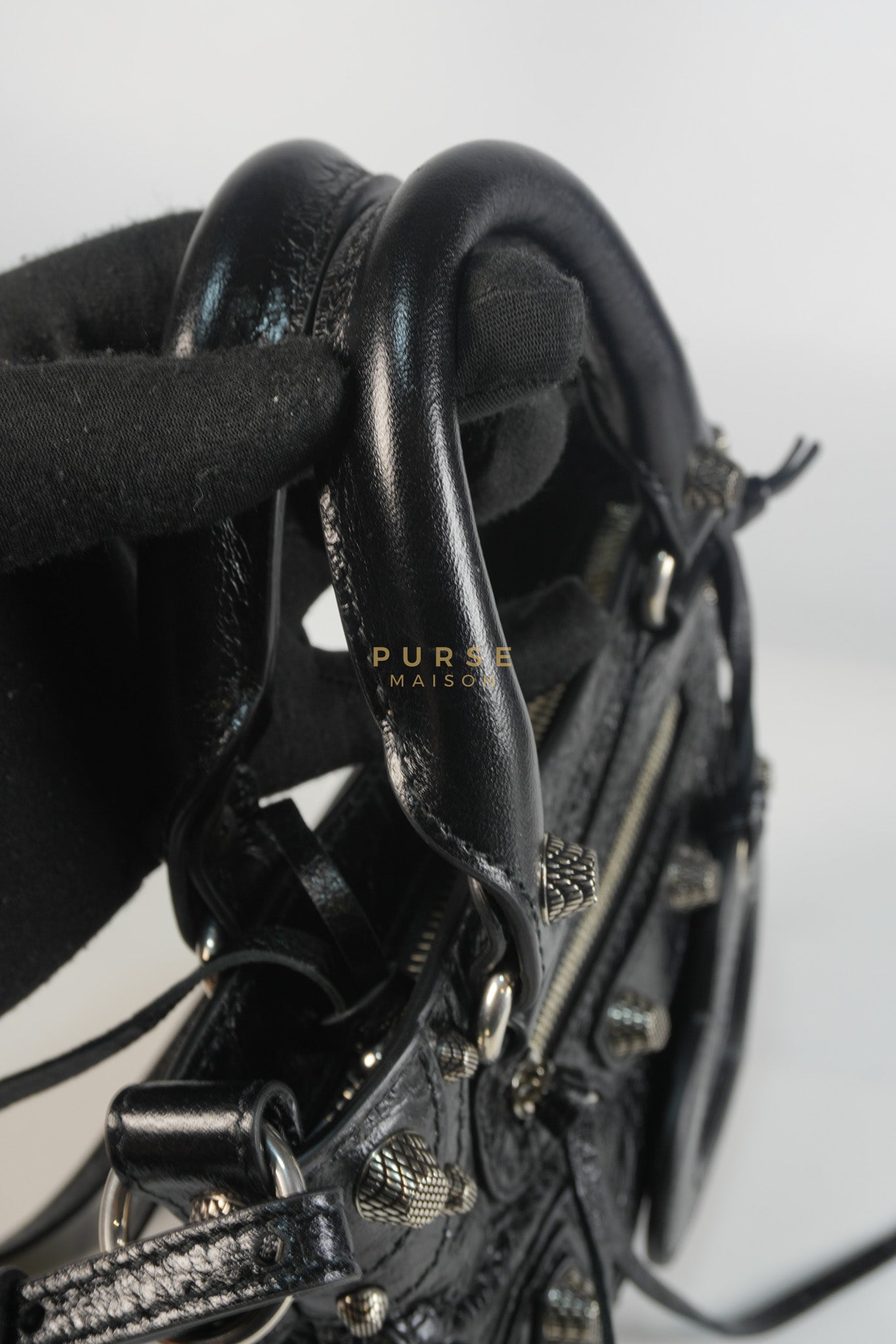 Neo Cagole Mini in Black Lambskin Leather | Purse Maison Luxury Bags Shop