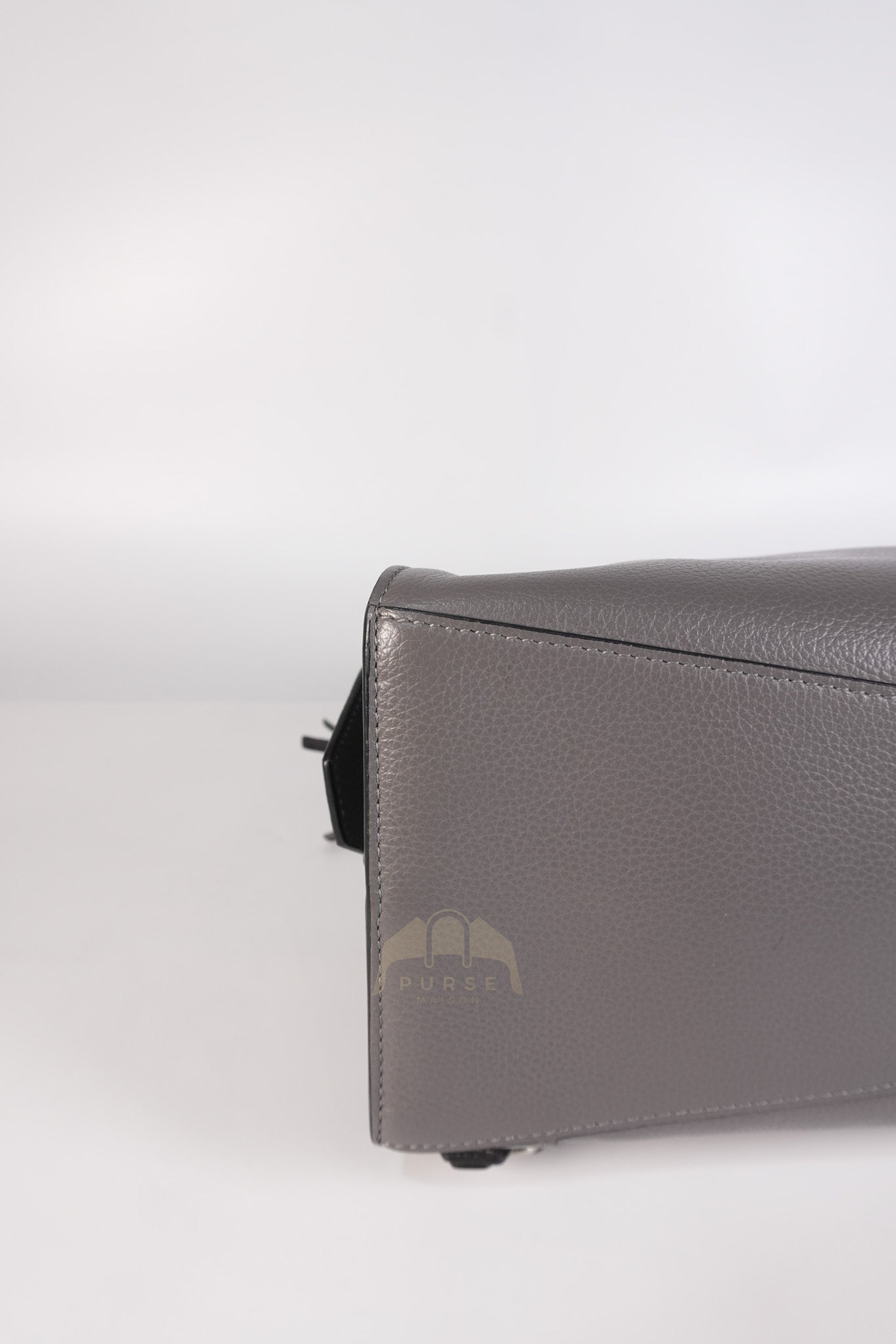 Neo Classic City Small Bag in Grey Grained Calfskin Leather & Silver Hardware | Purse Maison Luxury Bags Shop