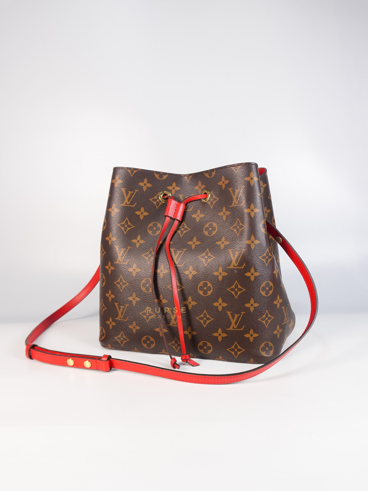 Neo Noe MM Monogram Canvas Red Interior (Date Code: NZ1158) | Purse Maison Luxury Bags Shop