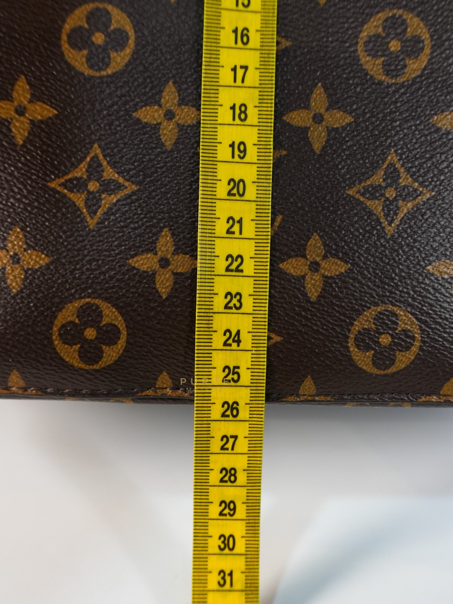 Neo Noe MM Monogram Canvas Red Interior (Date Code: NZ1158) | Purse Maison Luxury Bags Shop