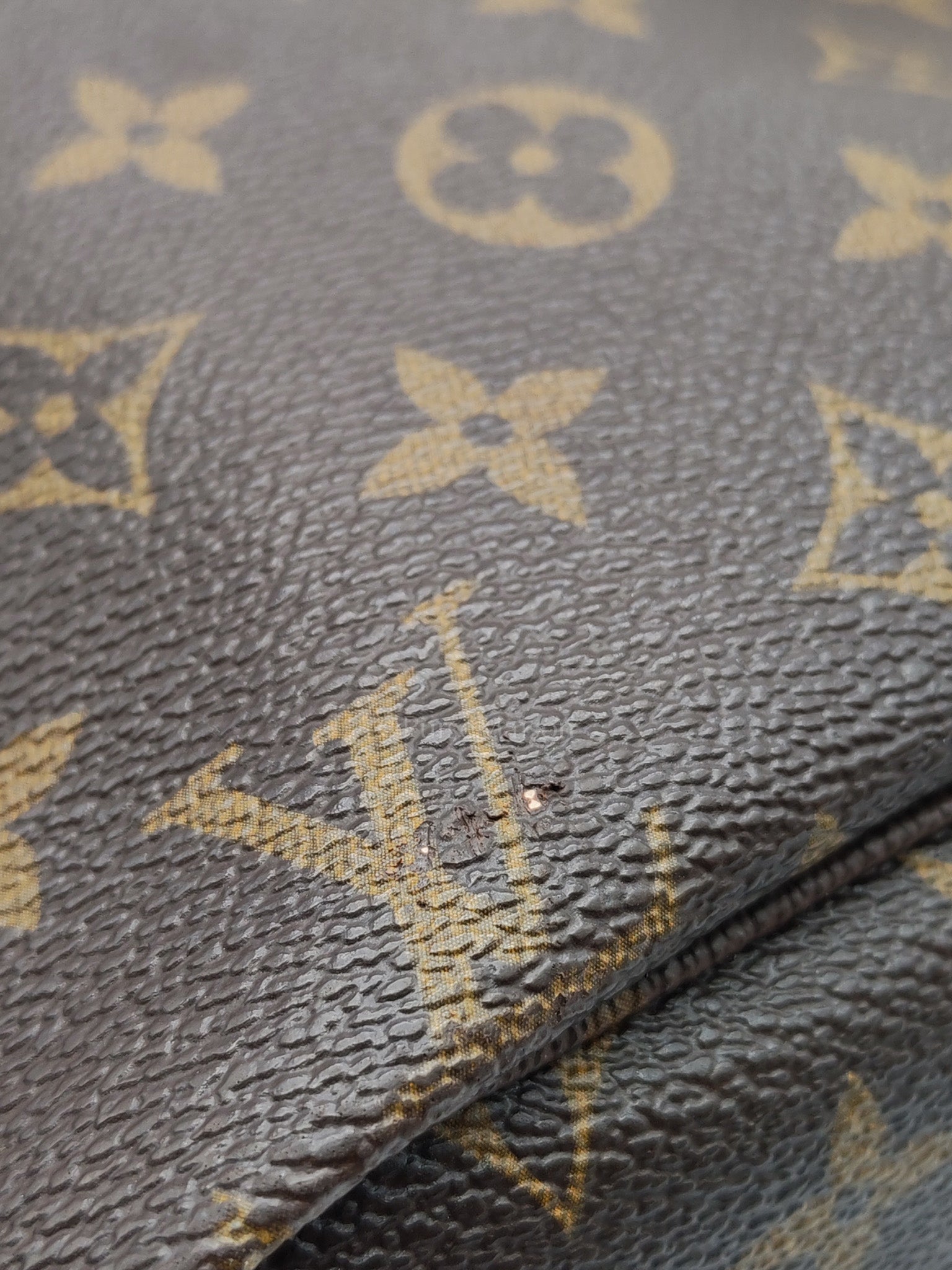 Neverfull MM in Monogram Canvas Tote Bag (Date Code: VI0038)