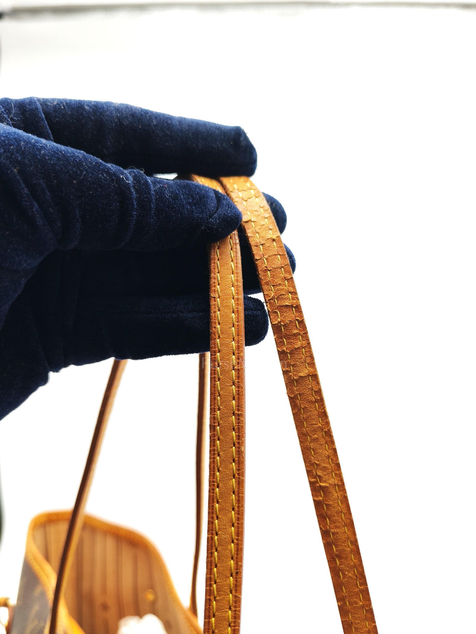 Neverfull MM in Monogram Canvas Tote Bag (Date Code: VI0038)
