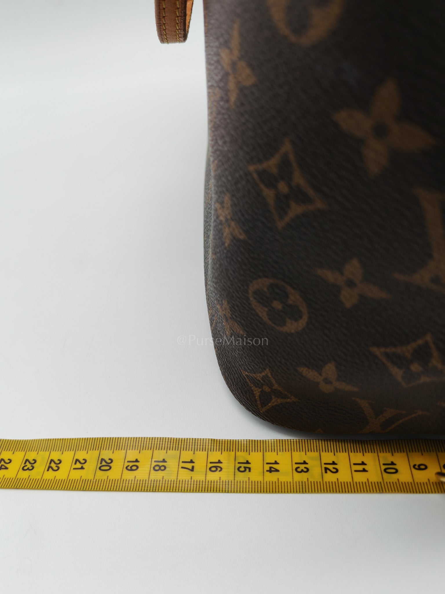 Neverfull MM in Monogram Canvas Tote Bag (Date Code: VI0038)