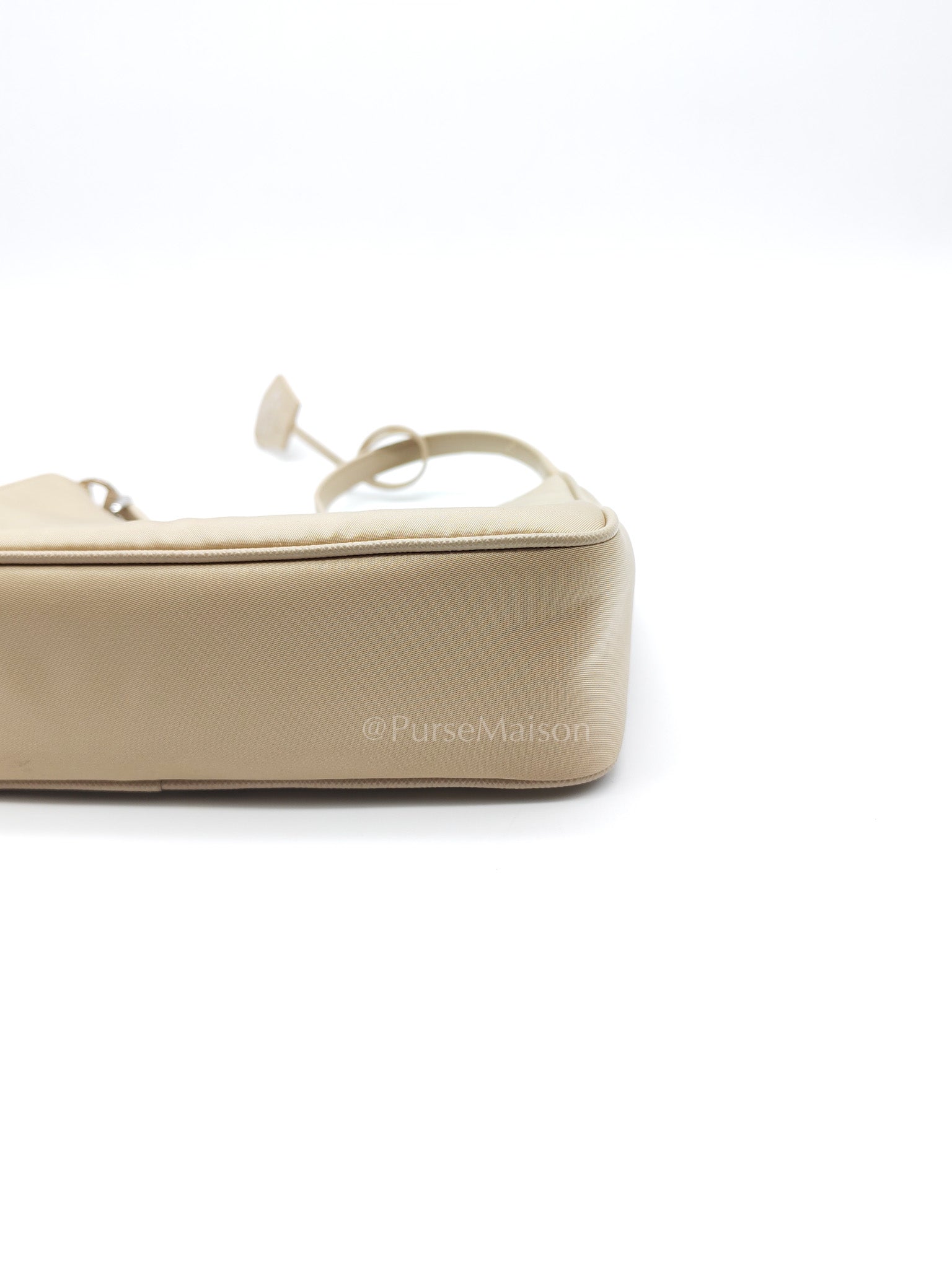 2005 Re-Edition in Deserto Tessuto Saffiano Shoulder Bag
