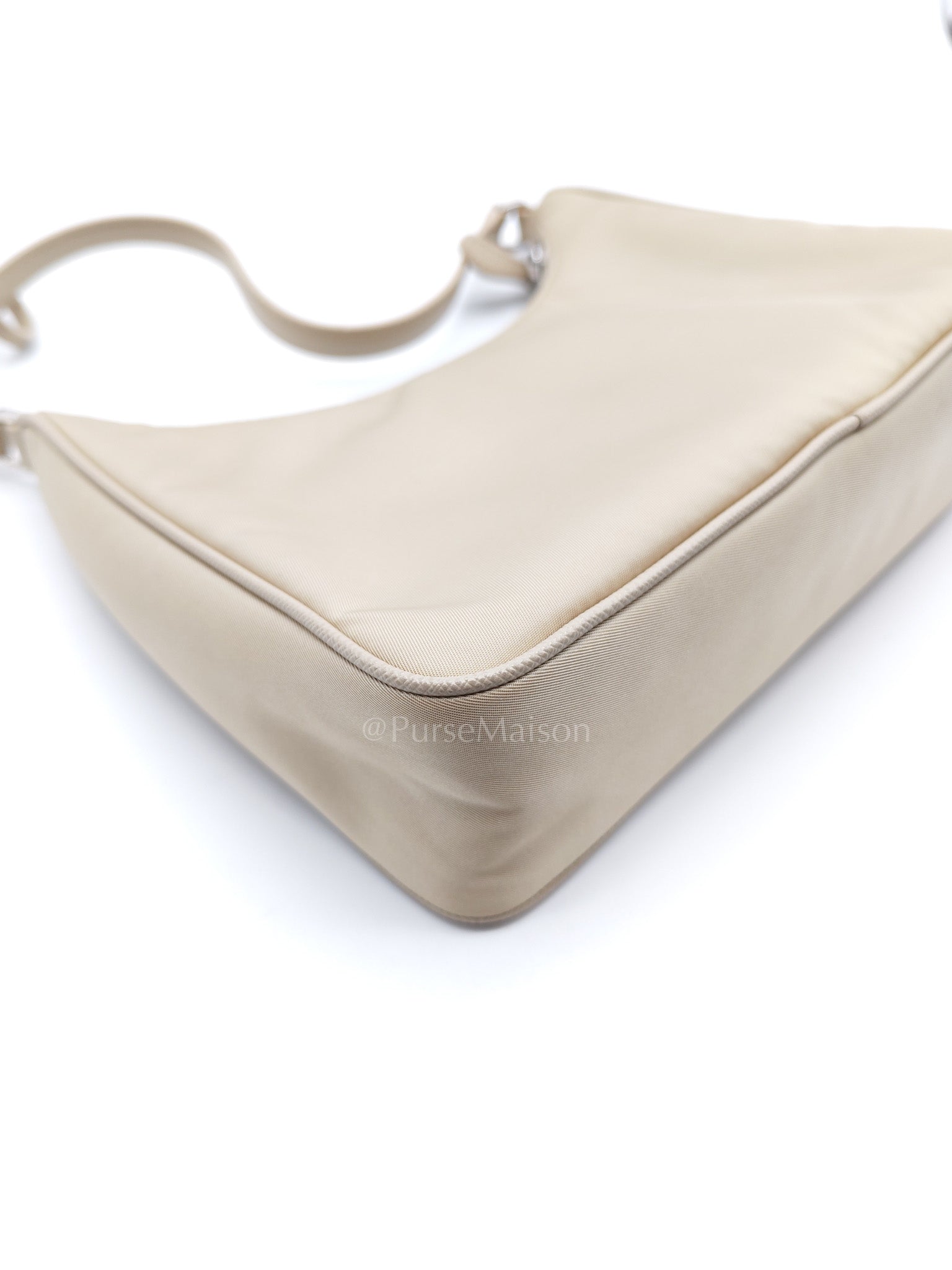 2005 Re-Edition in Deserto Tessuto Saffiano Shoulder Bag